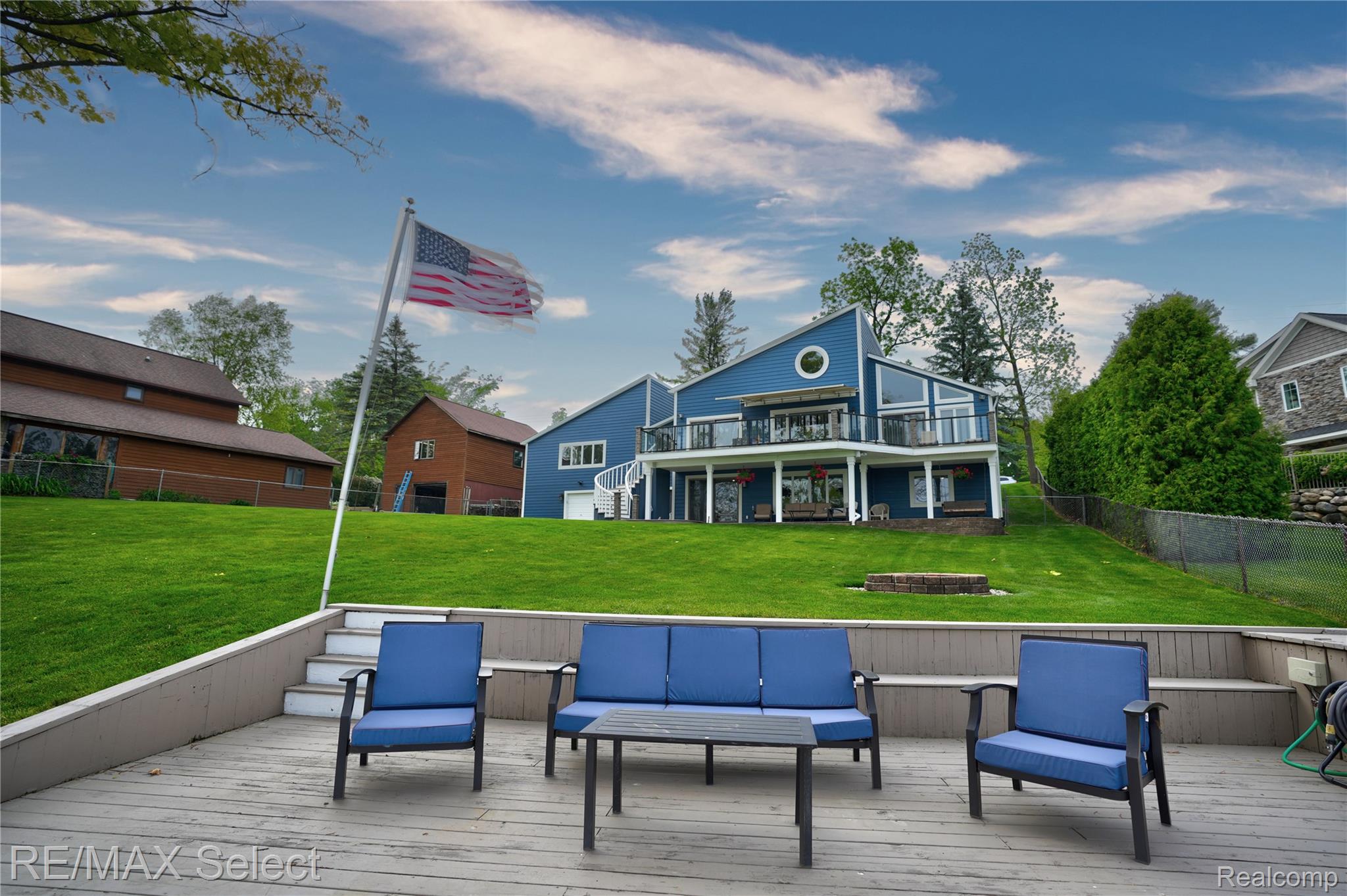 7457 Haviland Beach Drive