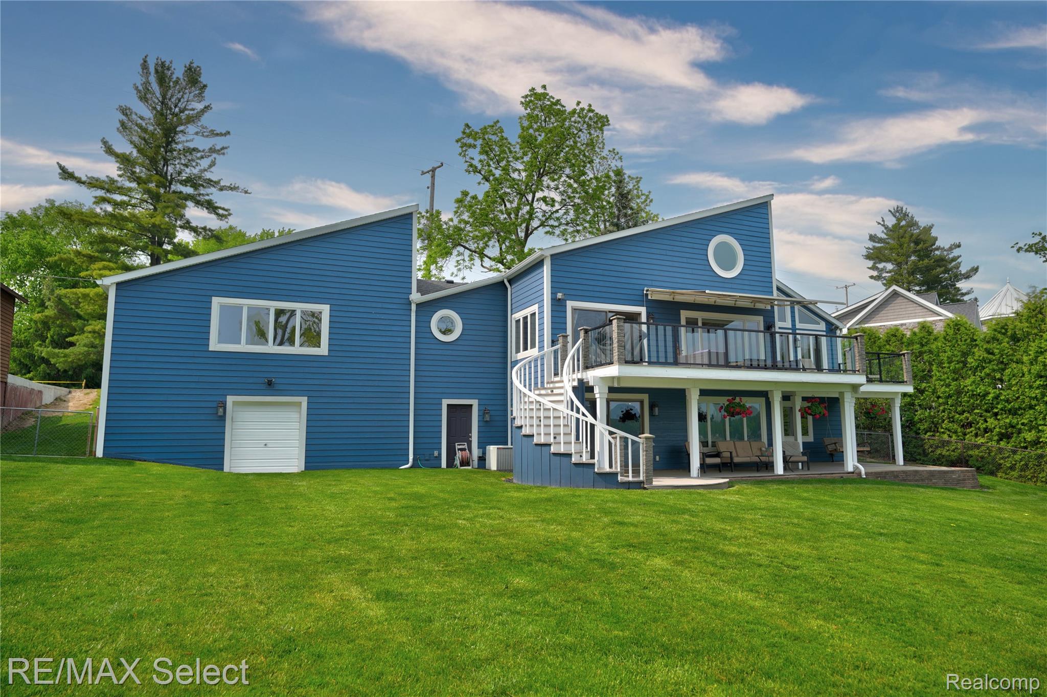 7457 Haviland Beach Drive