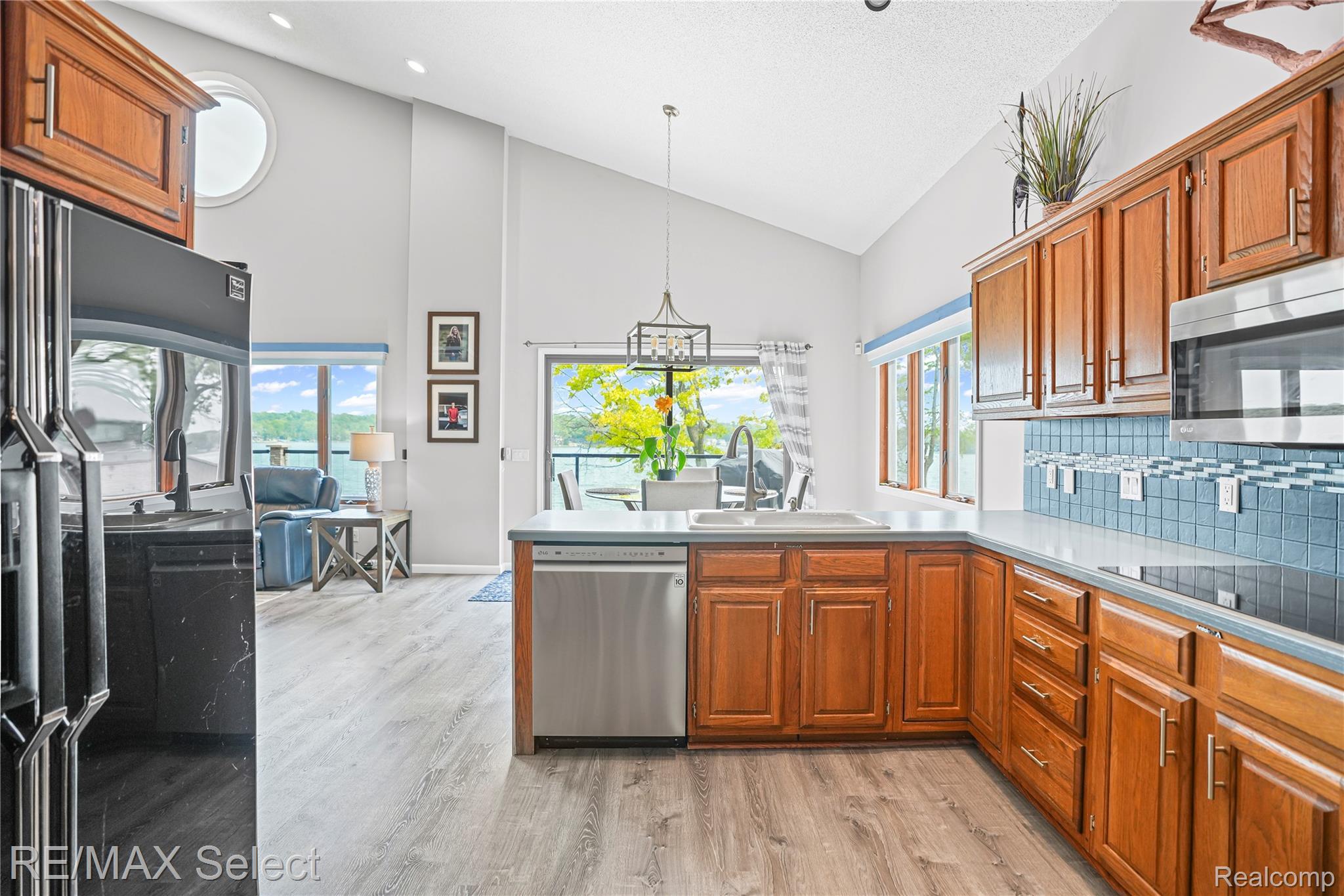 7457 Haviland Beach Drive