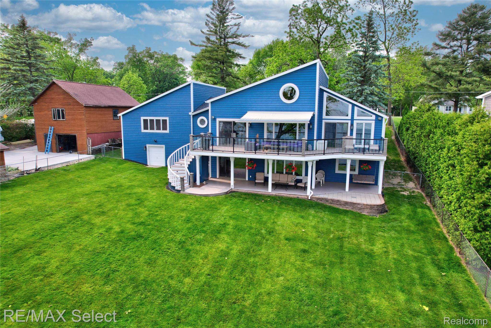7457 Haviland Beach Drive