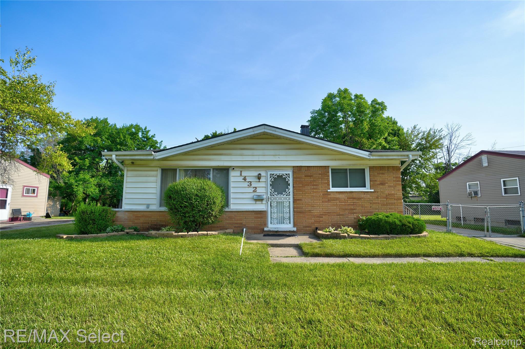 1432 Charwood Road