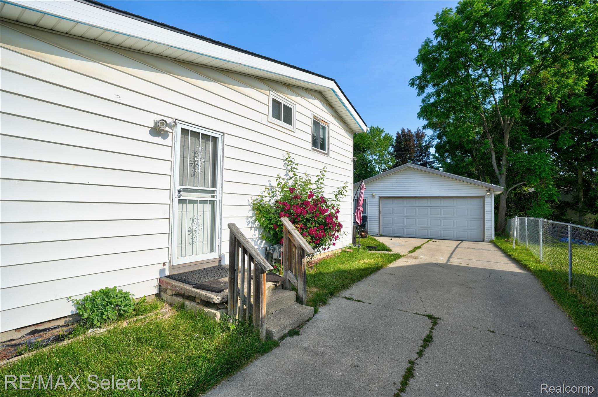 1432 Charwood Road