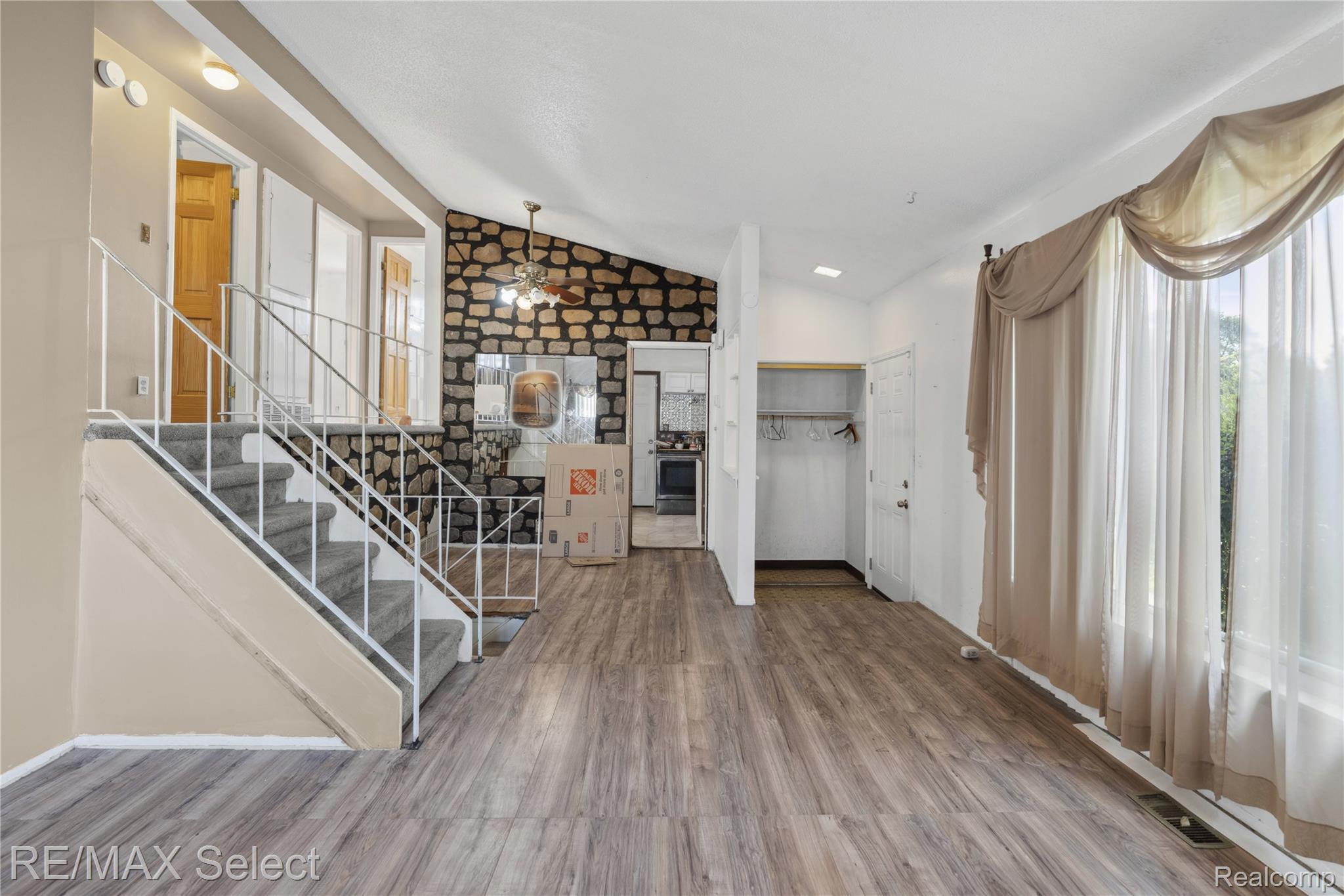 1432 Charwood Road