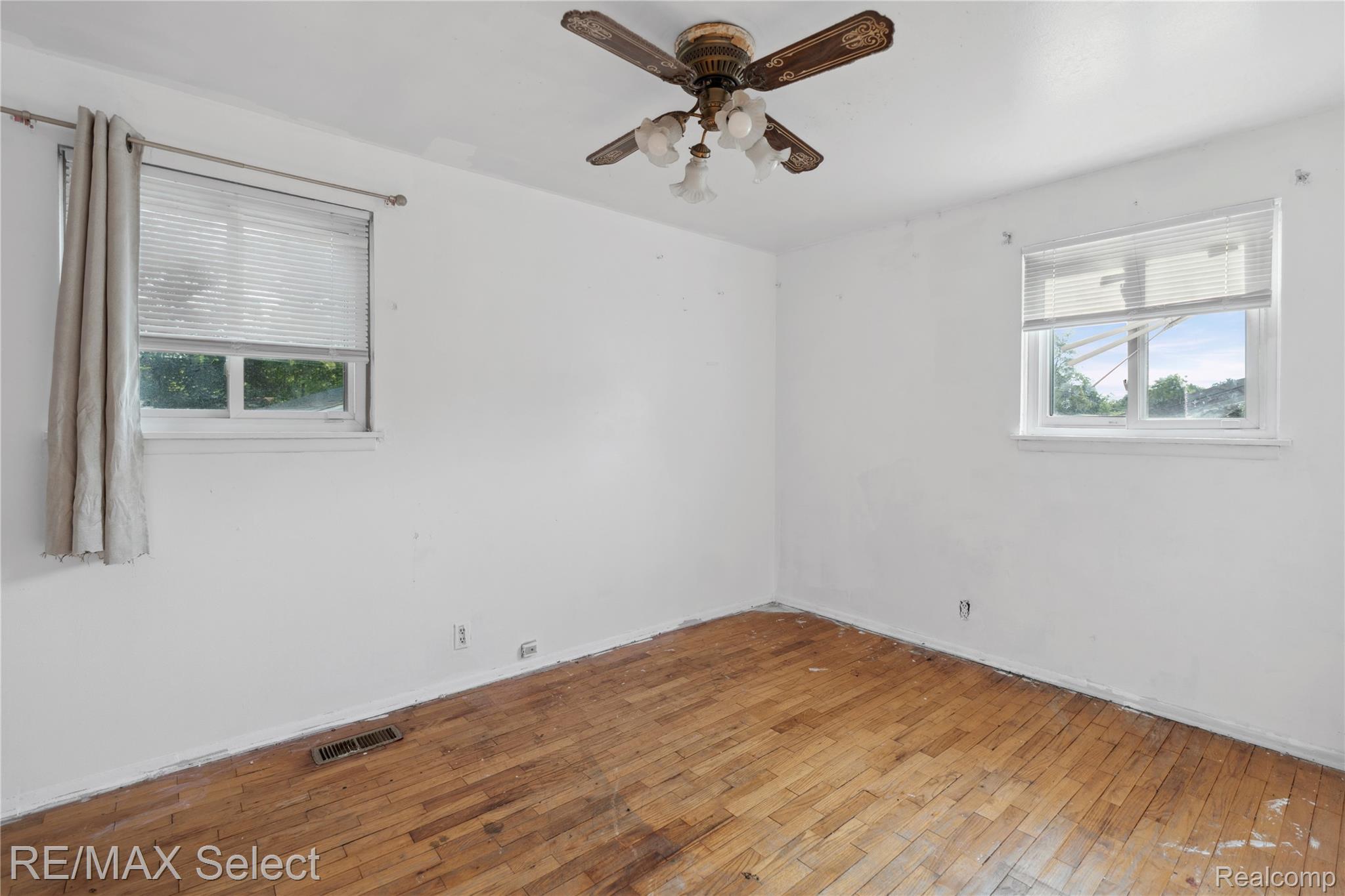 1432 Charwood Road