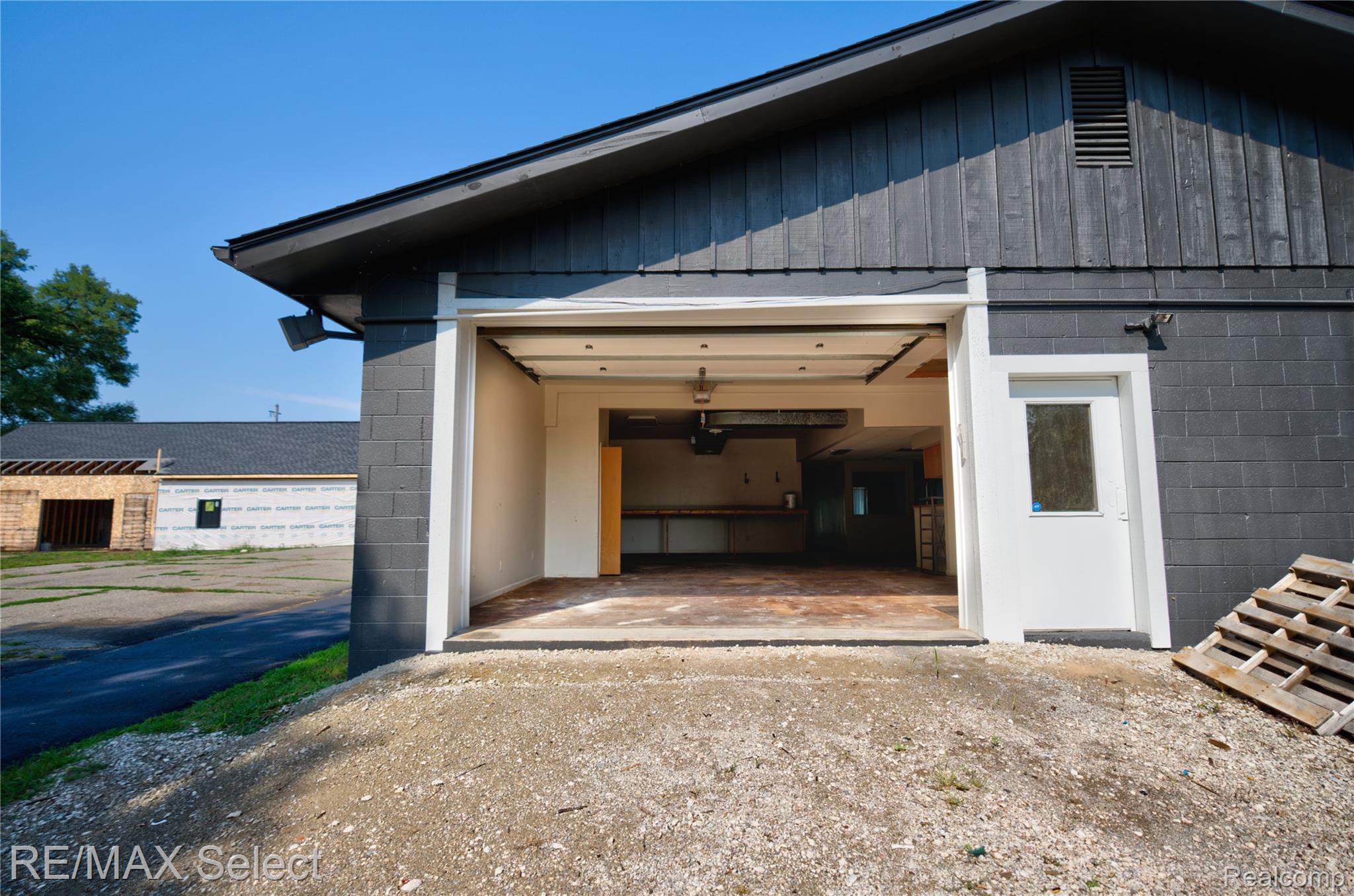 8080 Ortonville Road