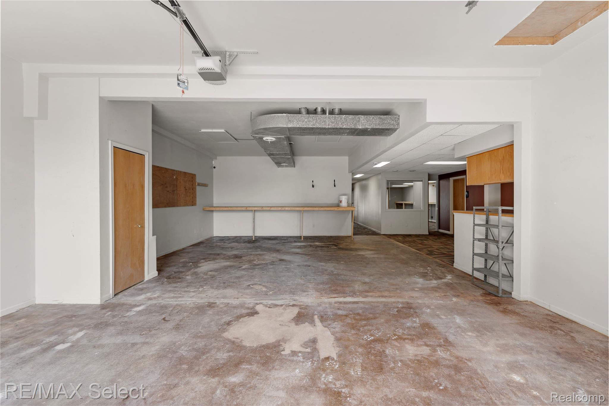 8080 Ortonville Road