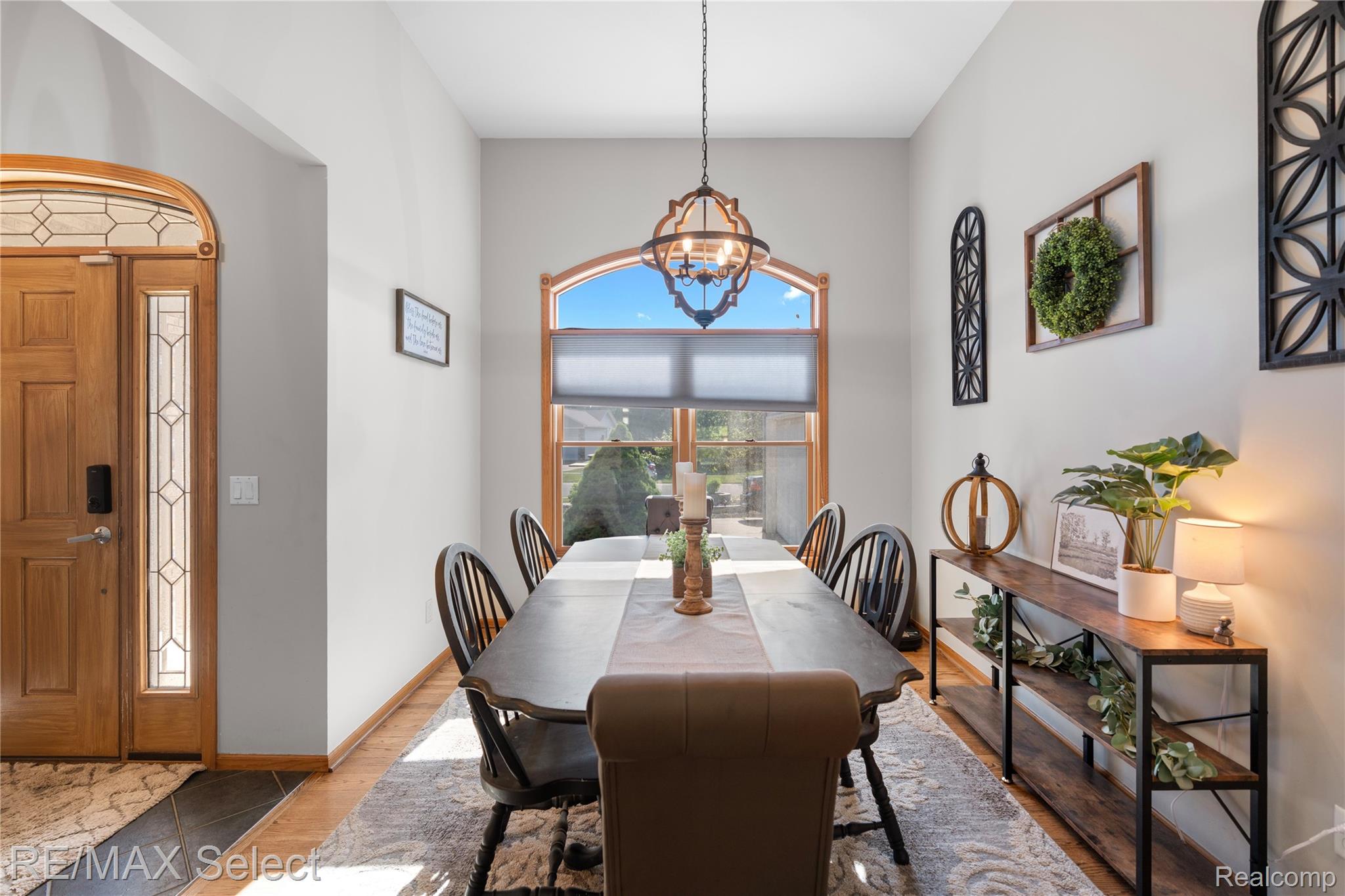 199 BROOKSIDE Drive