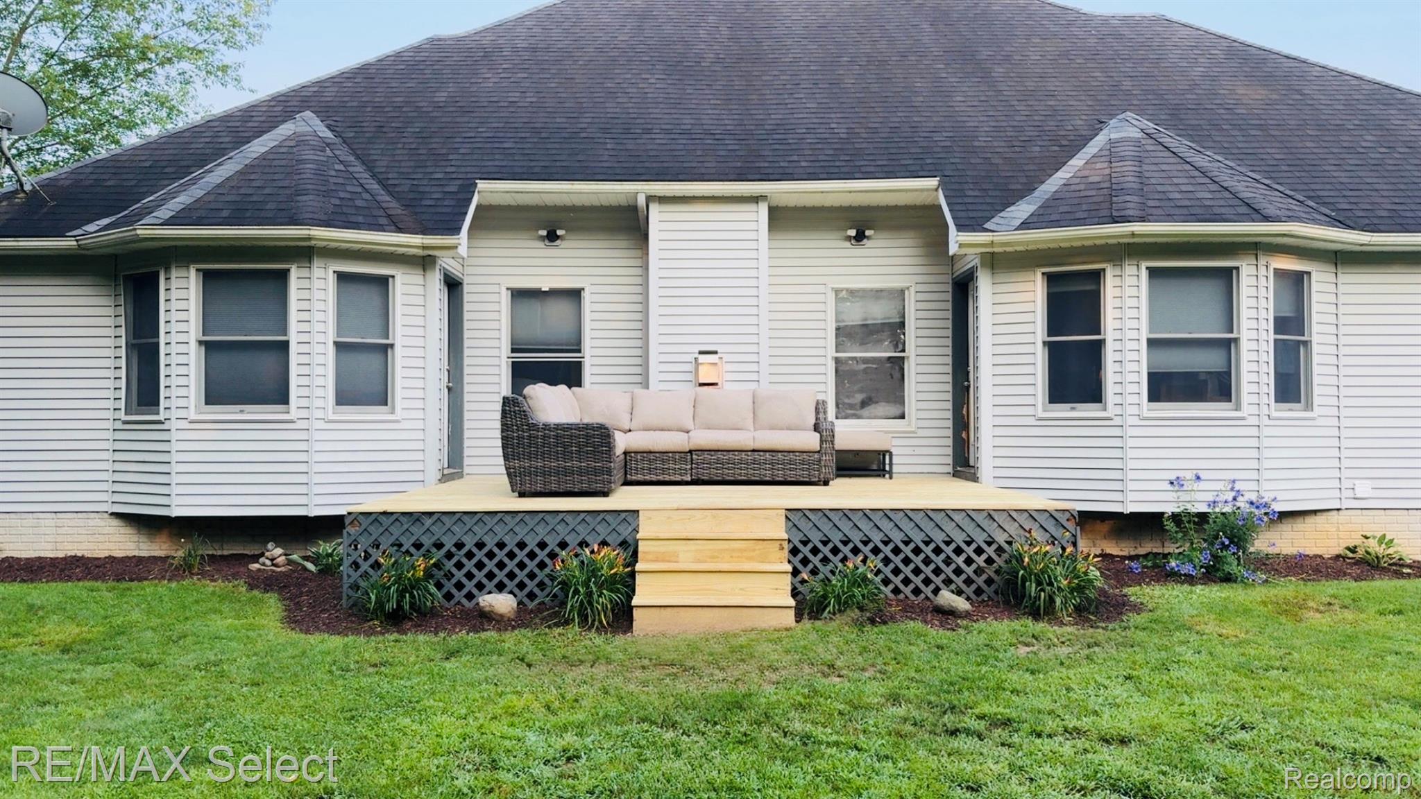 199 BROOKSIDE Drive
