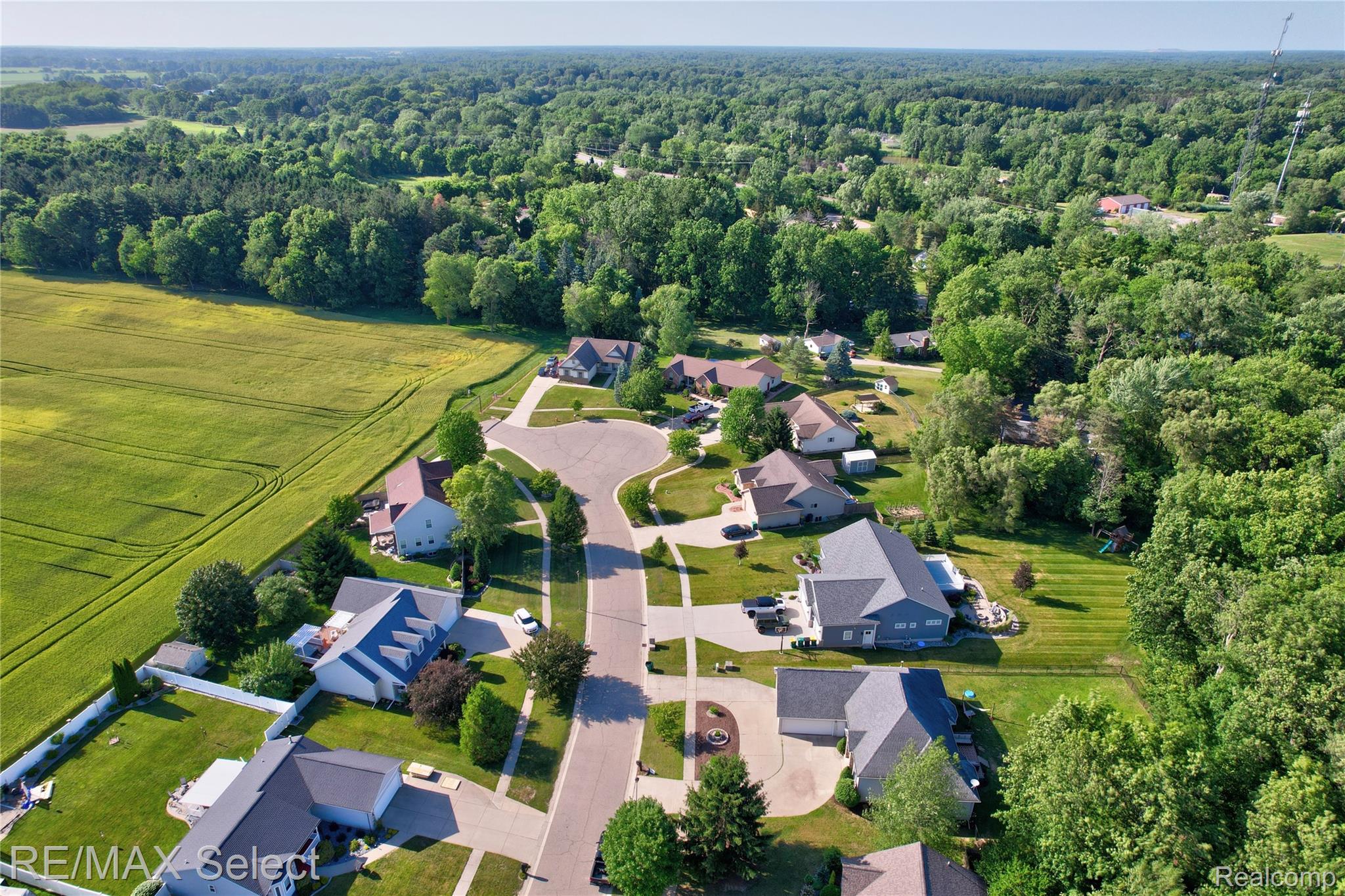 199 BROOKSIDE Drive