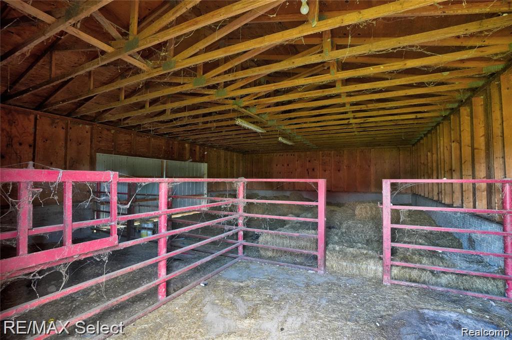 9215 W Grand Blanc Road