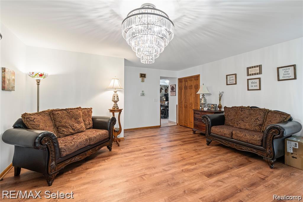 9215 W Grand Blanc Road