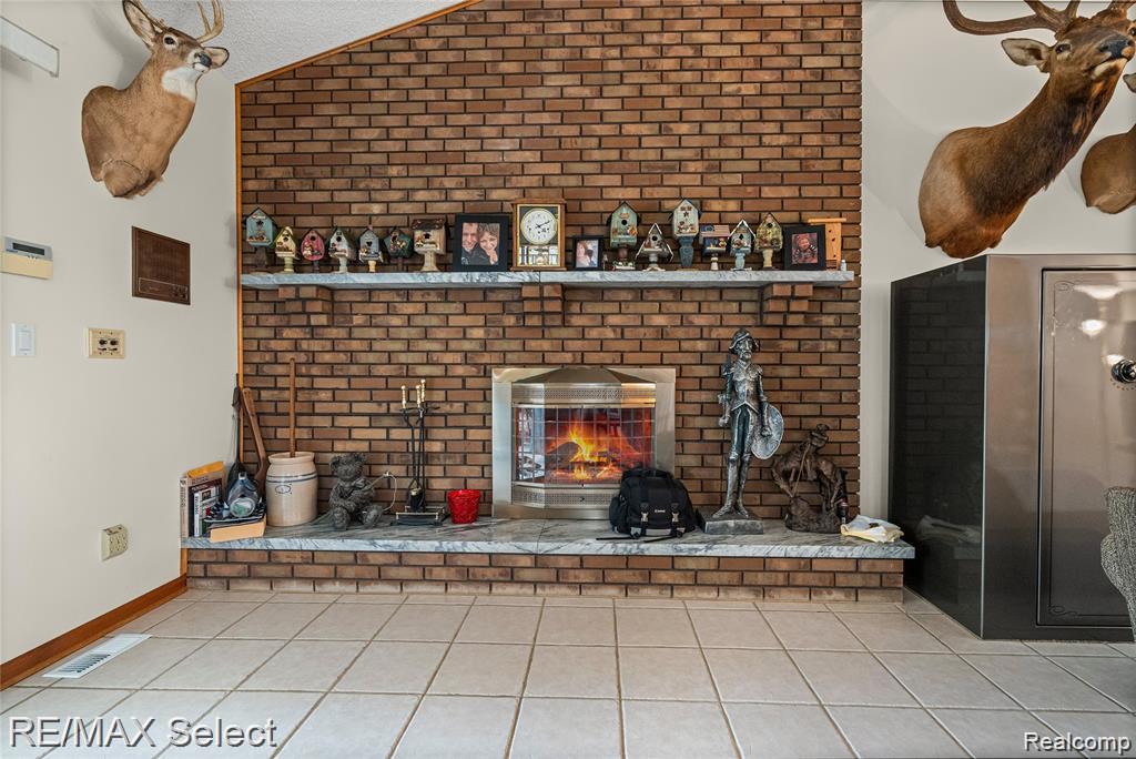 9215 W Grand Blanc Road