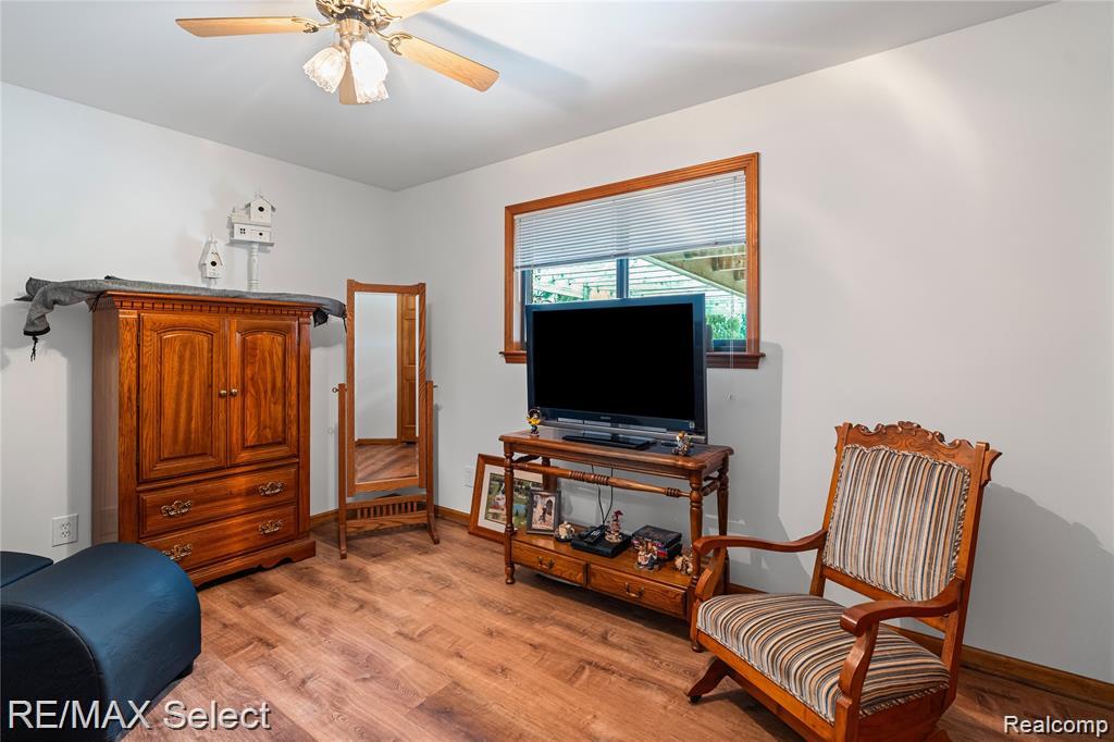 9215 W Grand Blanc Road