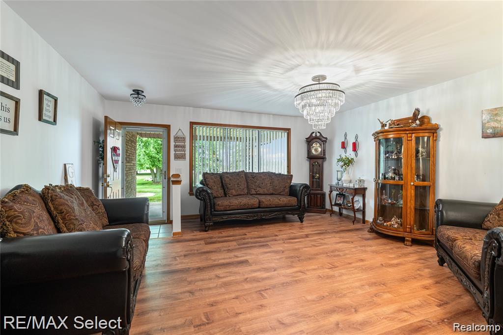 9215 W Grand Blanc Road