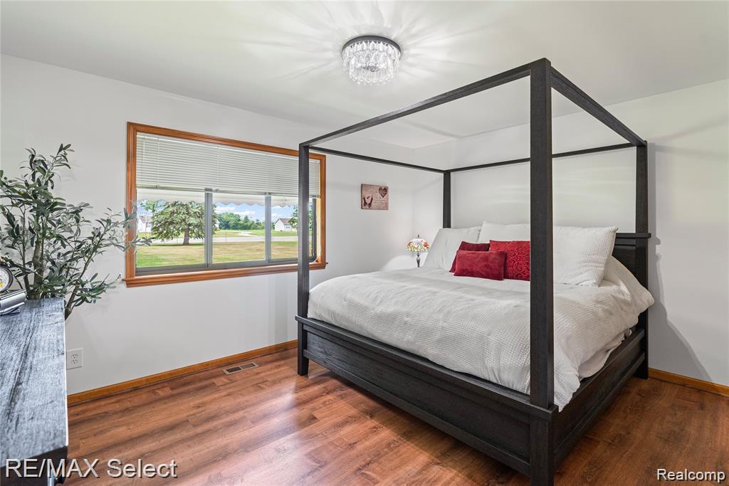 9215 W Grand Blanc Road