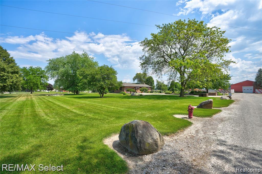 9215 W Grand Blanc Road