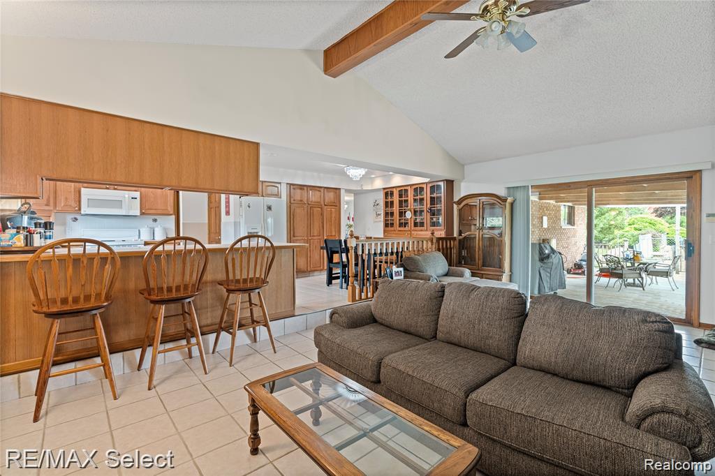 9215 W Grand Blanc Road