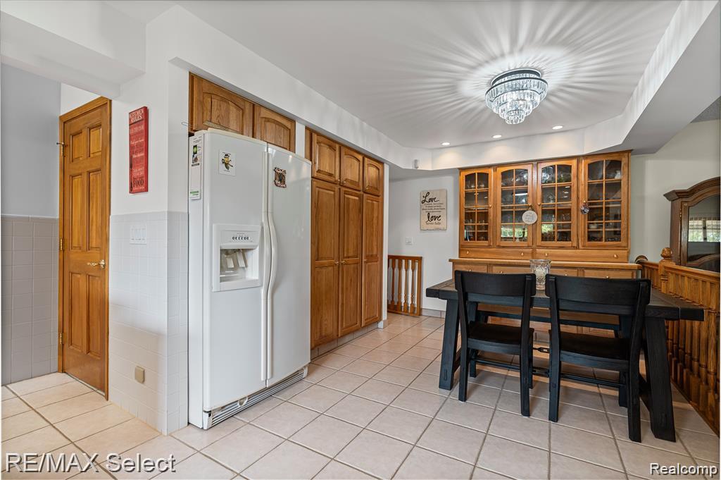 9215 W Grand Blanc Road