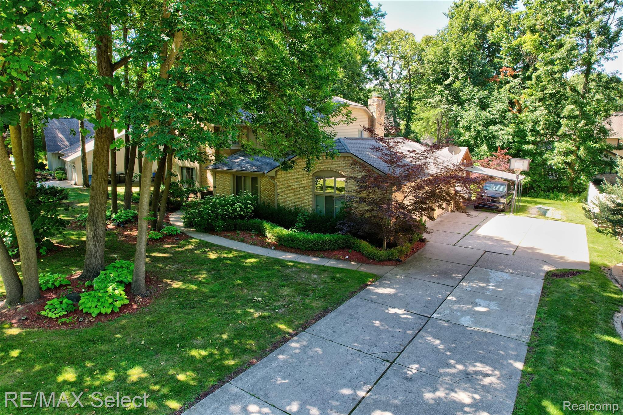 1320 Kings Carriage Road