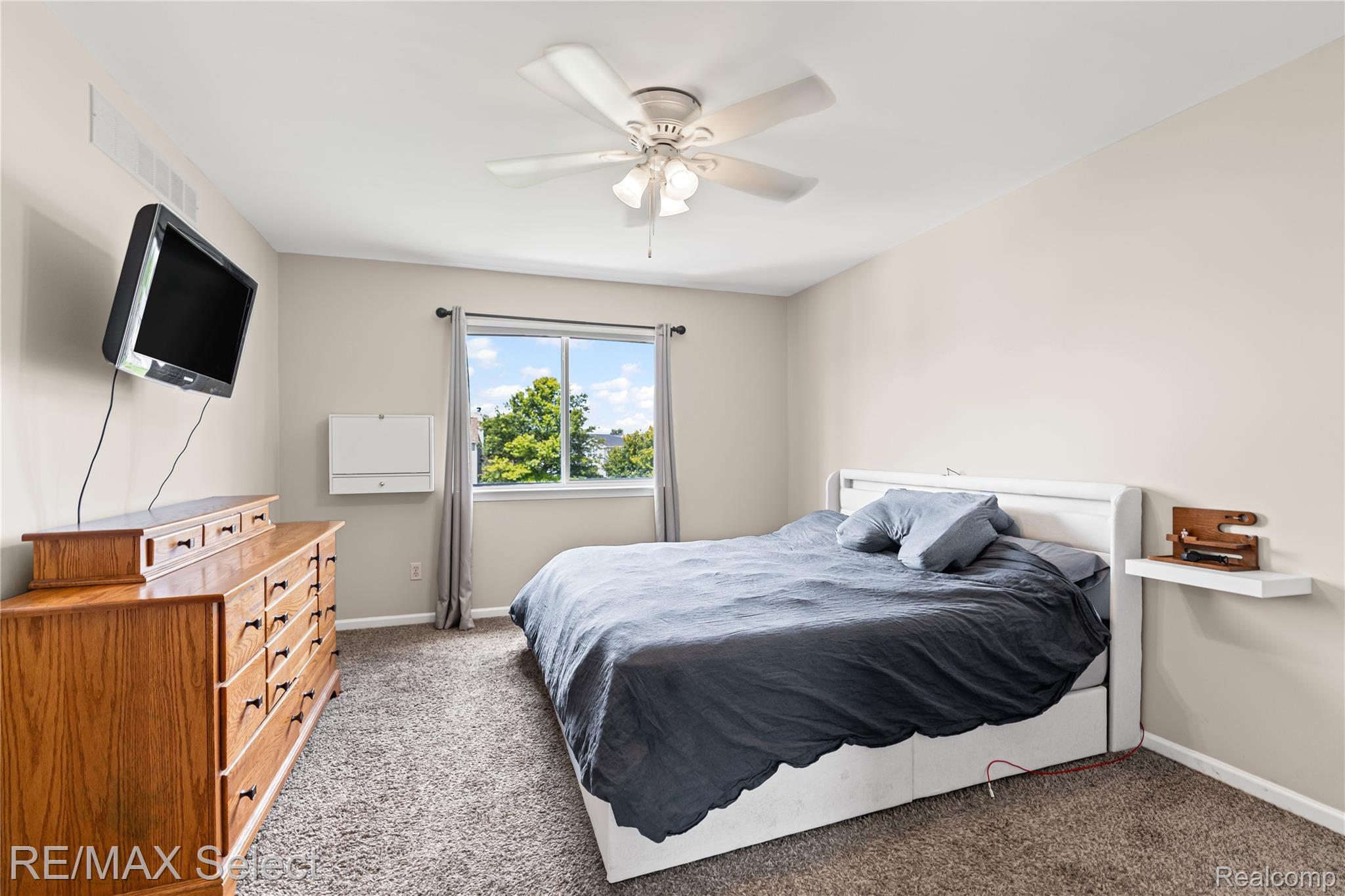 1467 Manistee Drive