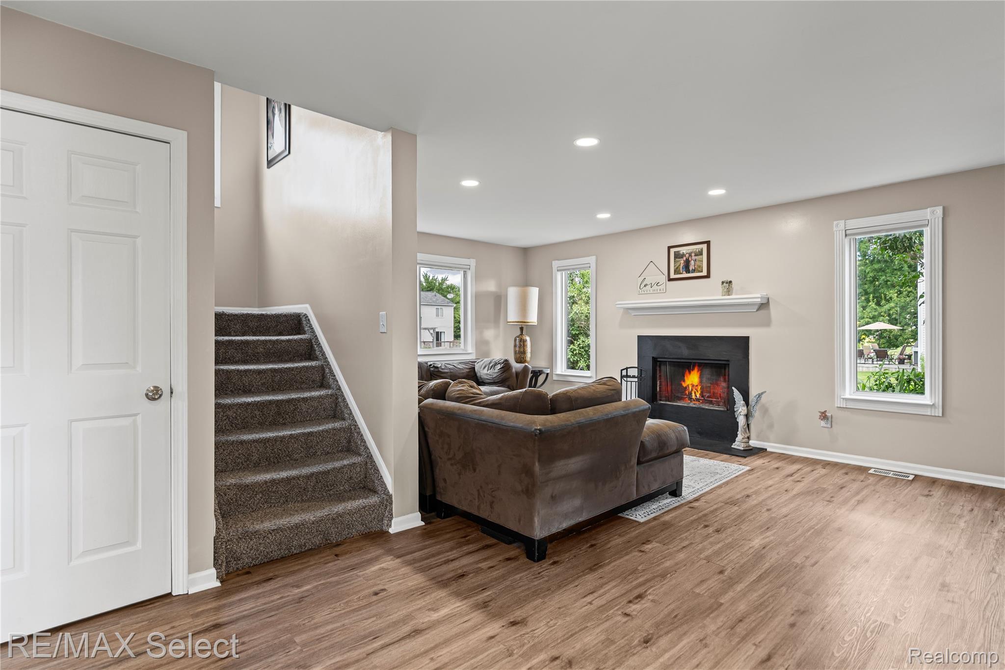 1467 Manistee Drive