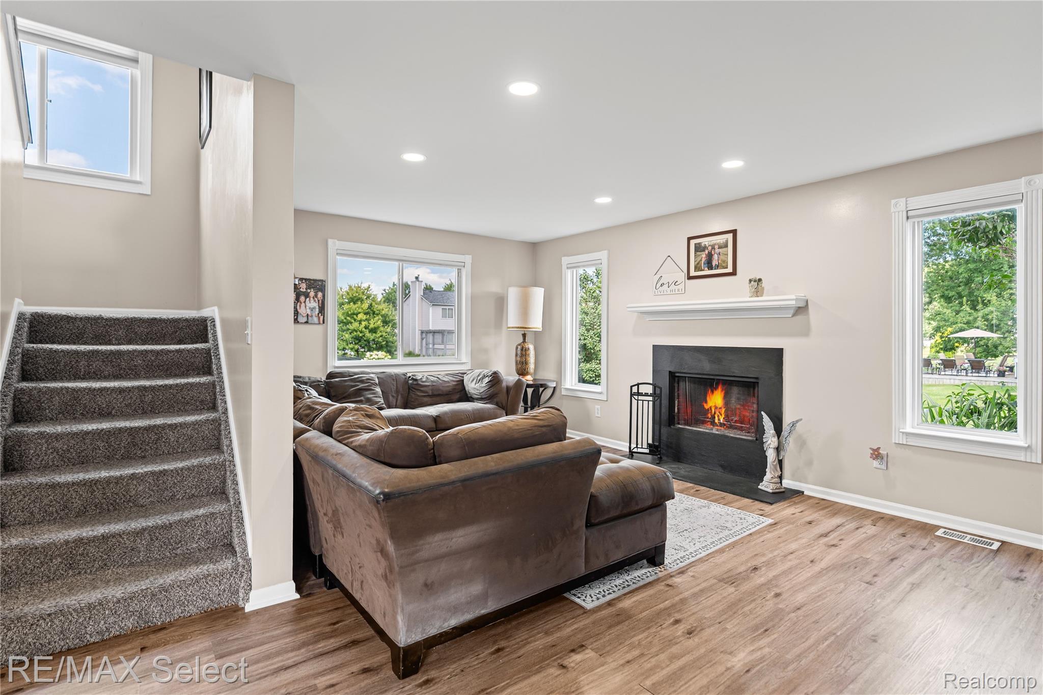 1467 Manistee Drive