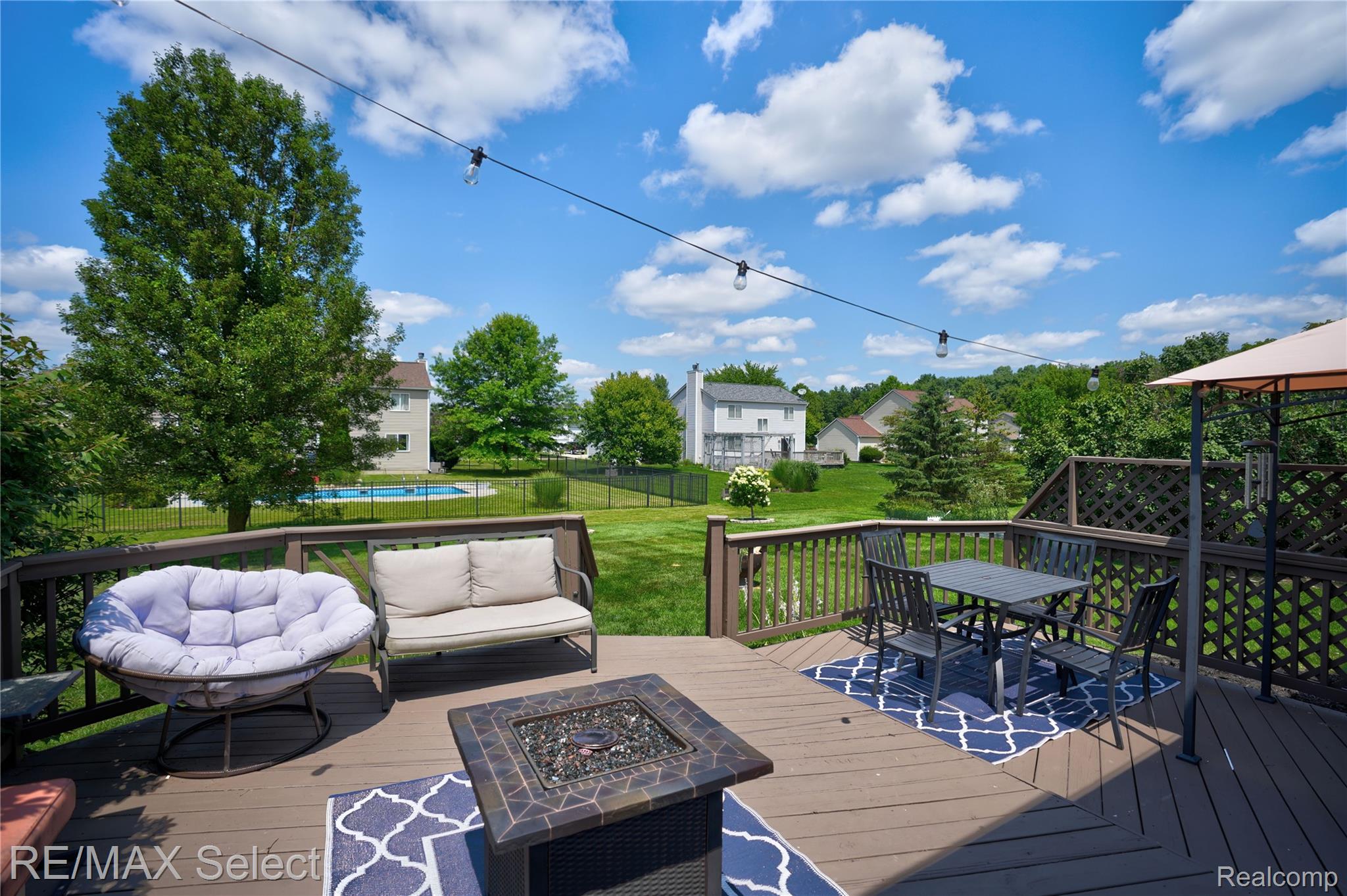 1467 Manistee Drive