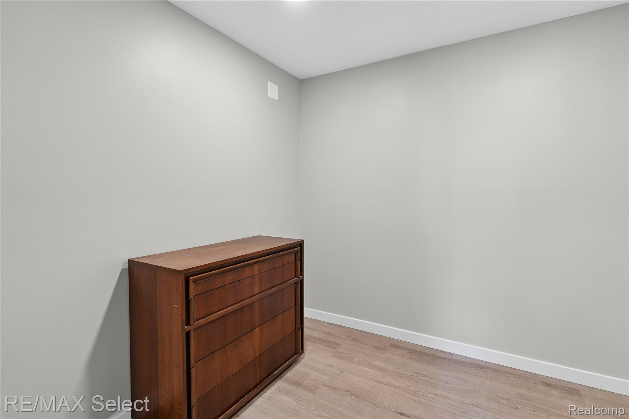 2456 N Tipsico Lake Road