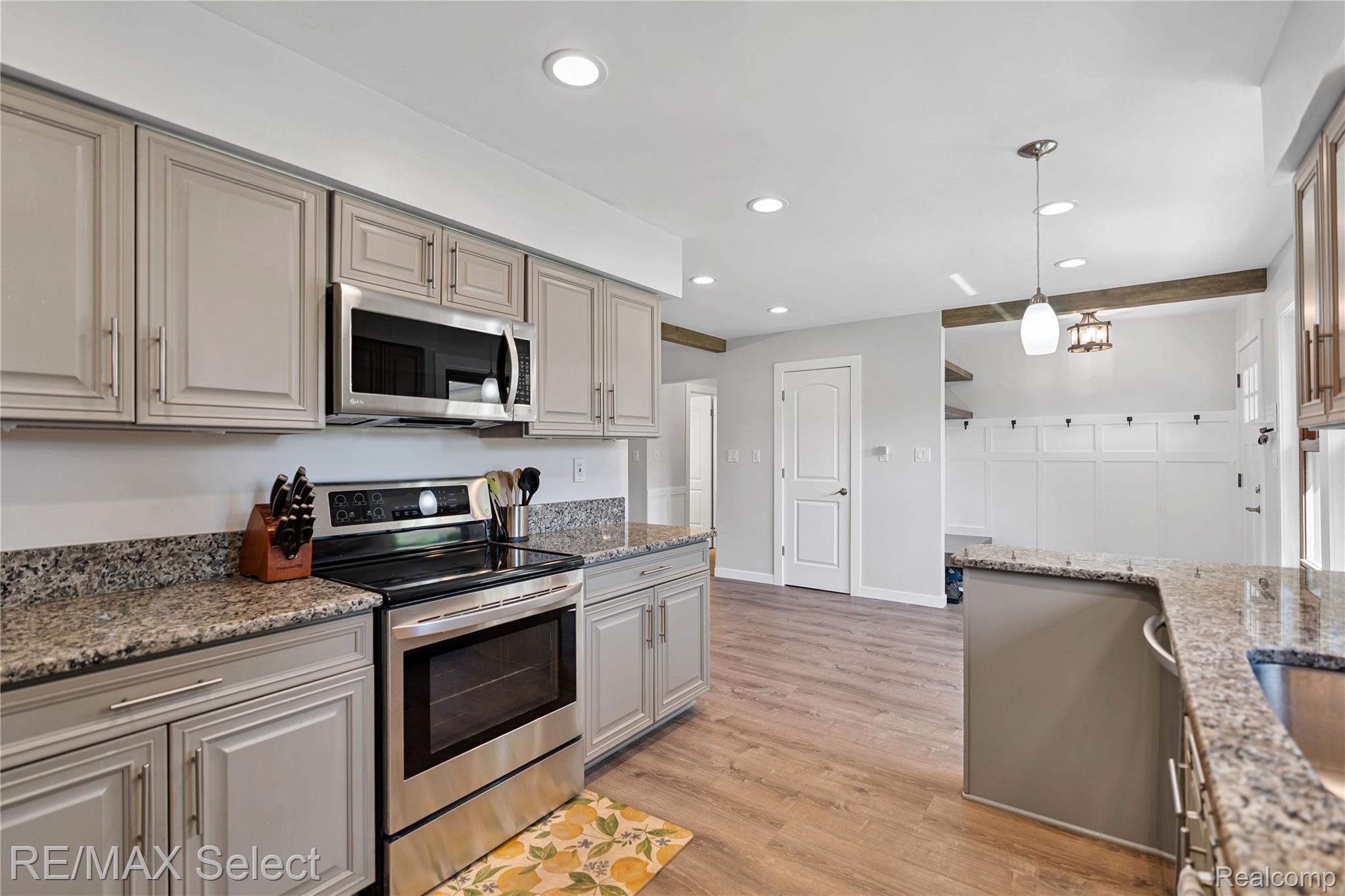 2456 N Tipsico Lake Road