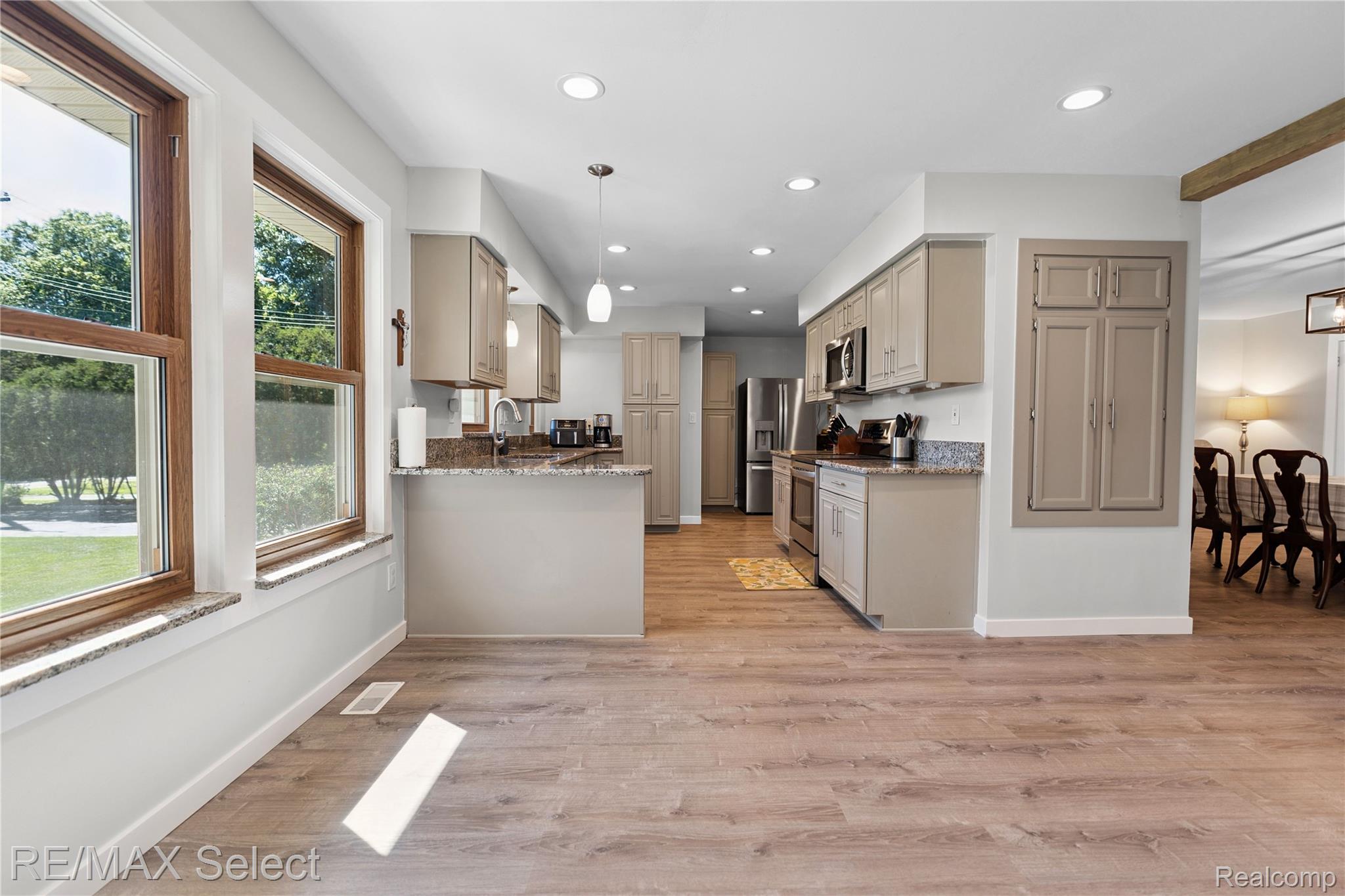 2456 N Tipsico Lake Road