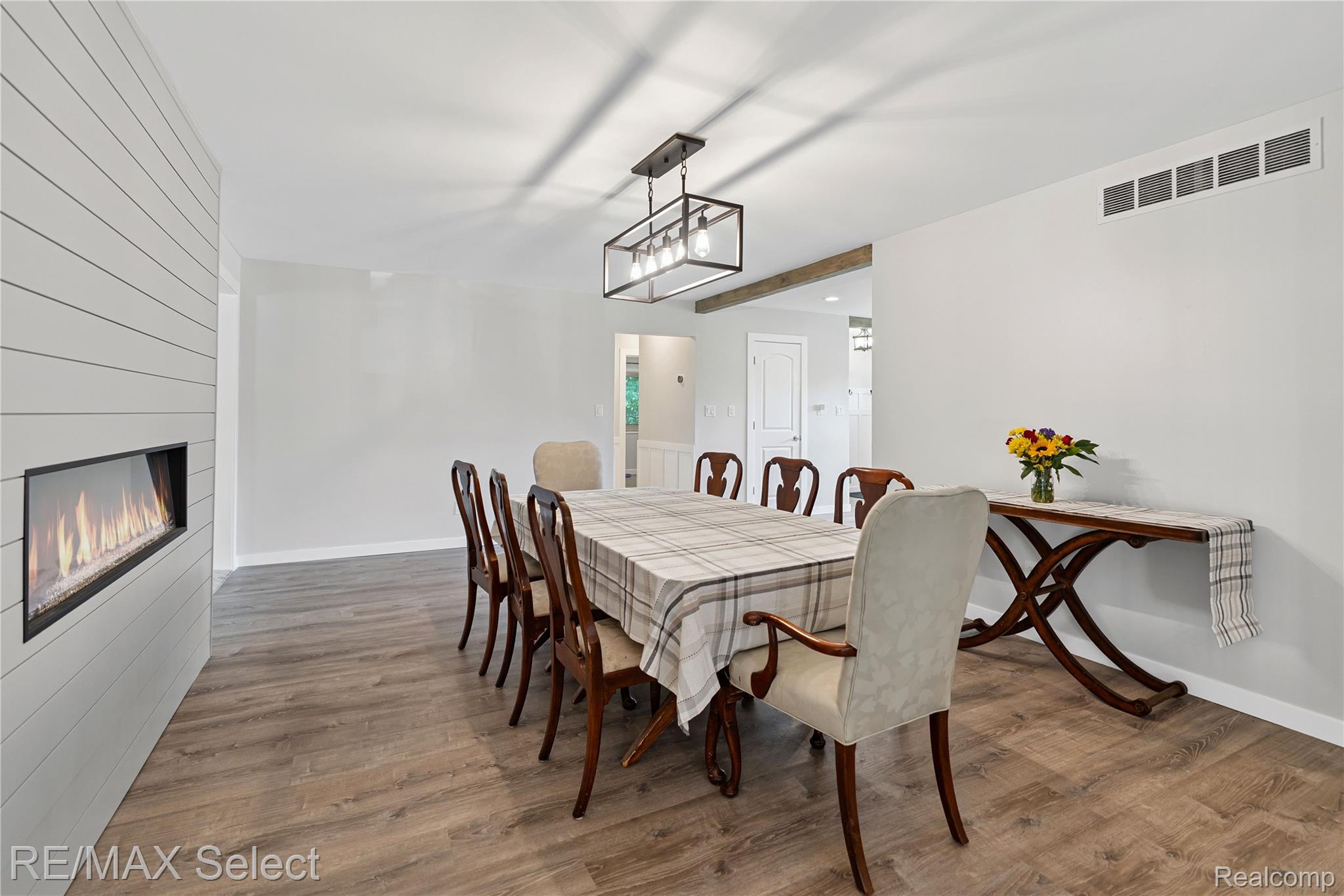 2456 N Tipsico Lake Road