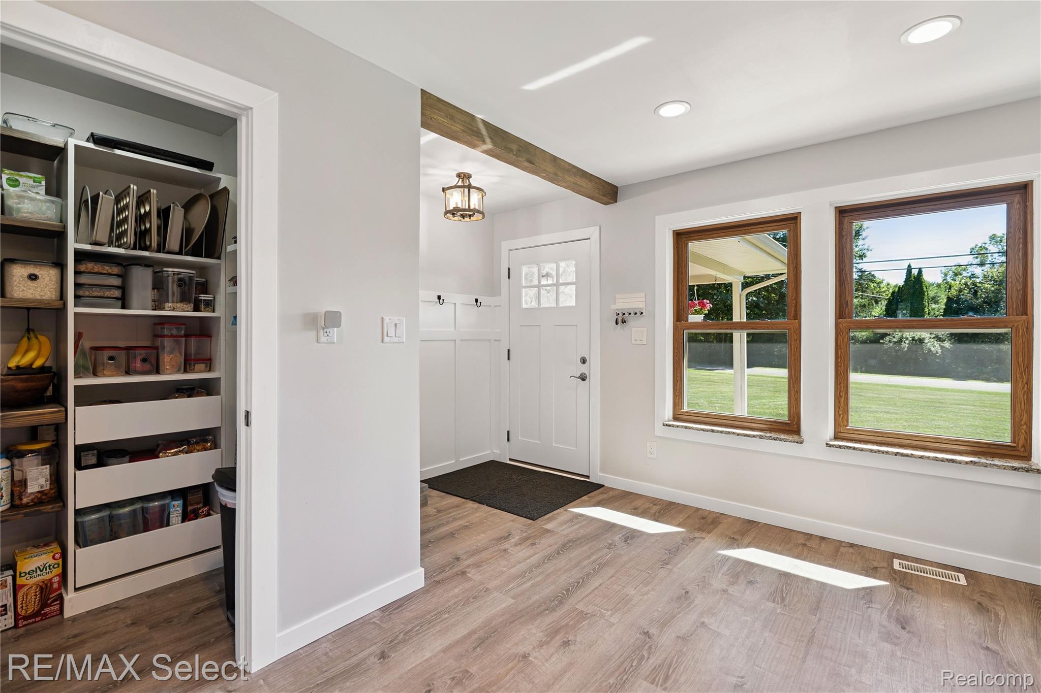 2456 N Tipsico Lake Road