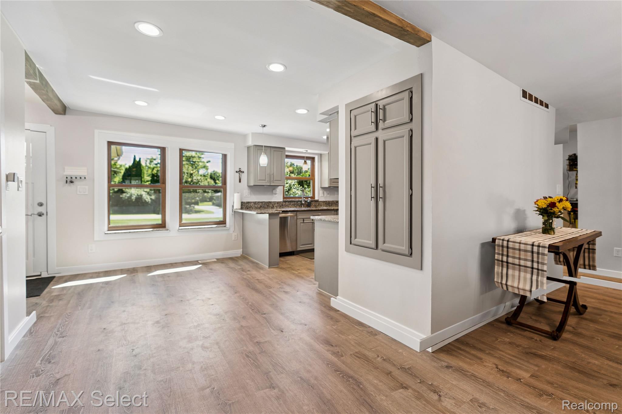 2456 N Tipsico Lake Road