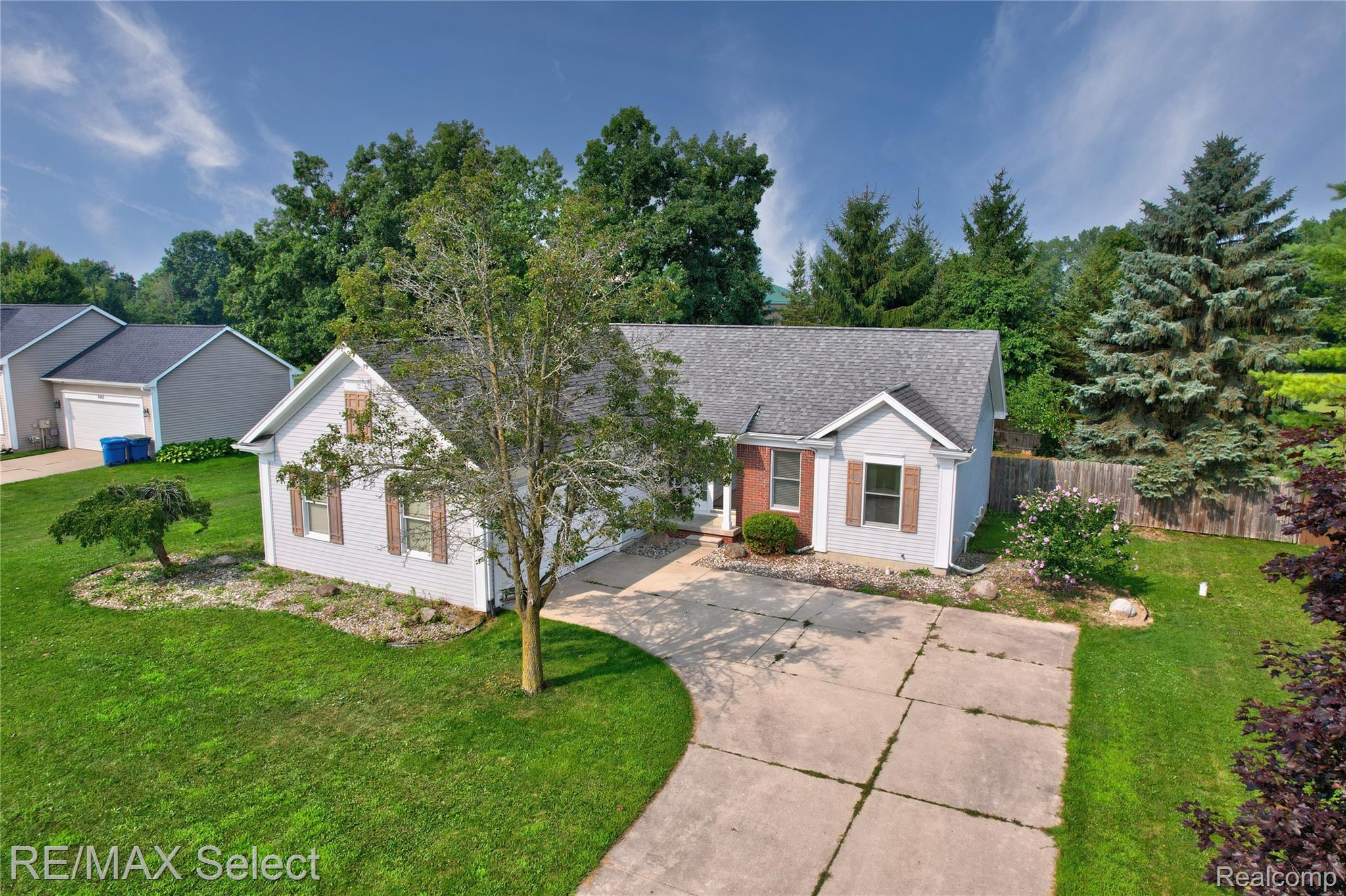 8052 Rose Lane