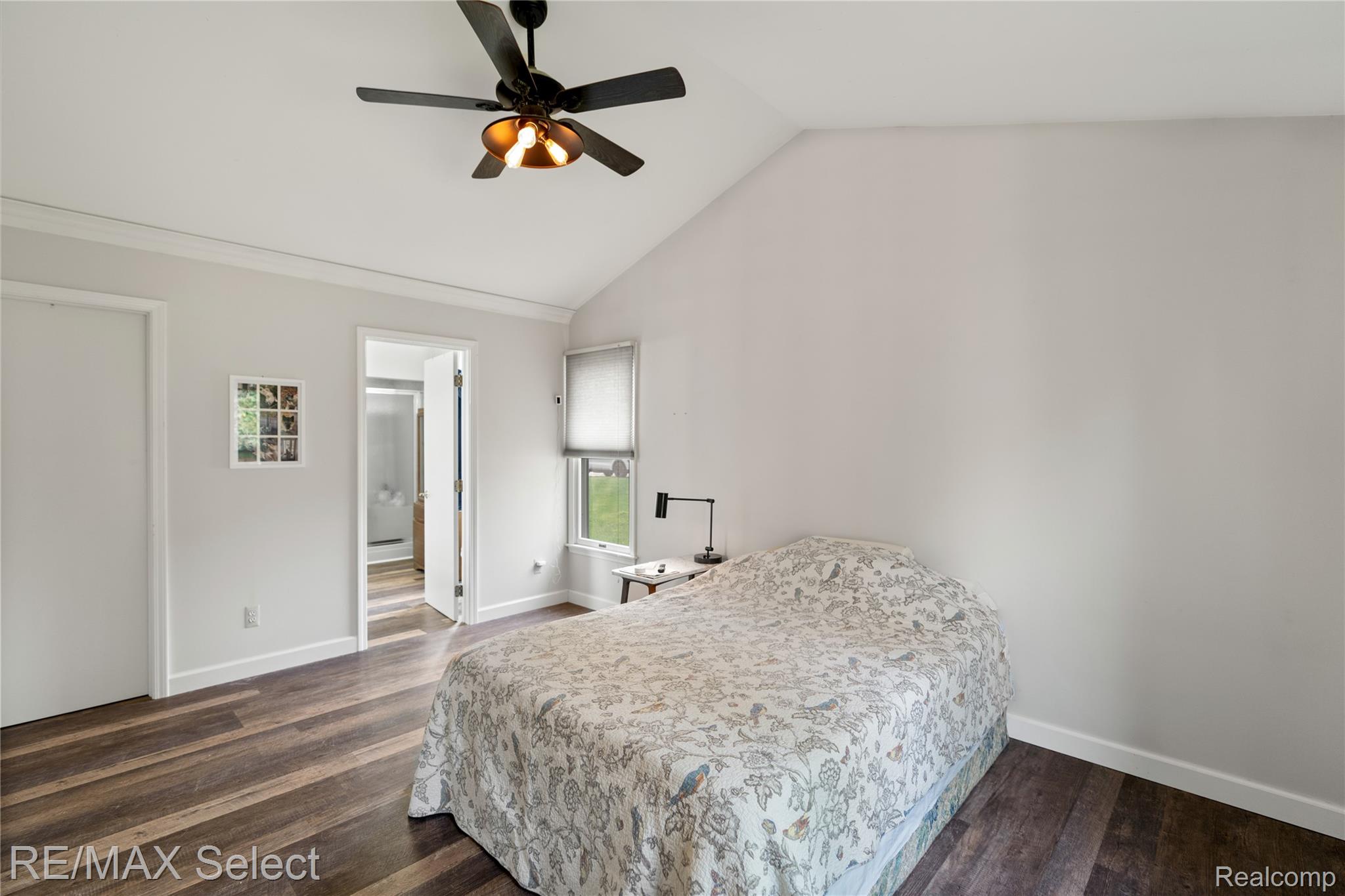 8052 Rose Lane