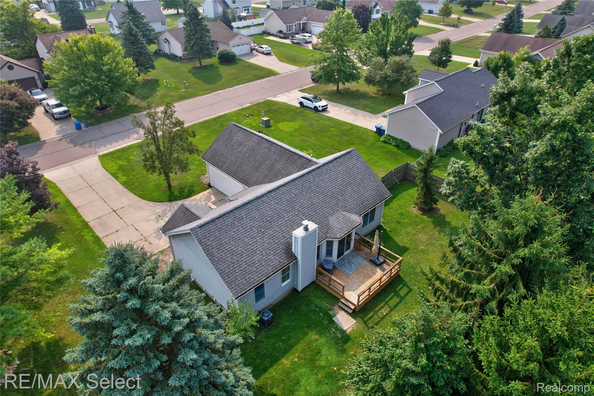 8052 Rose Lane