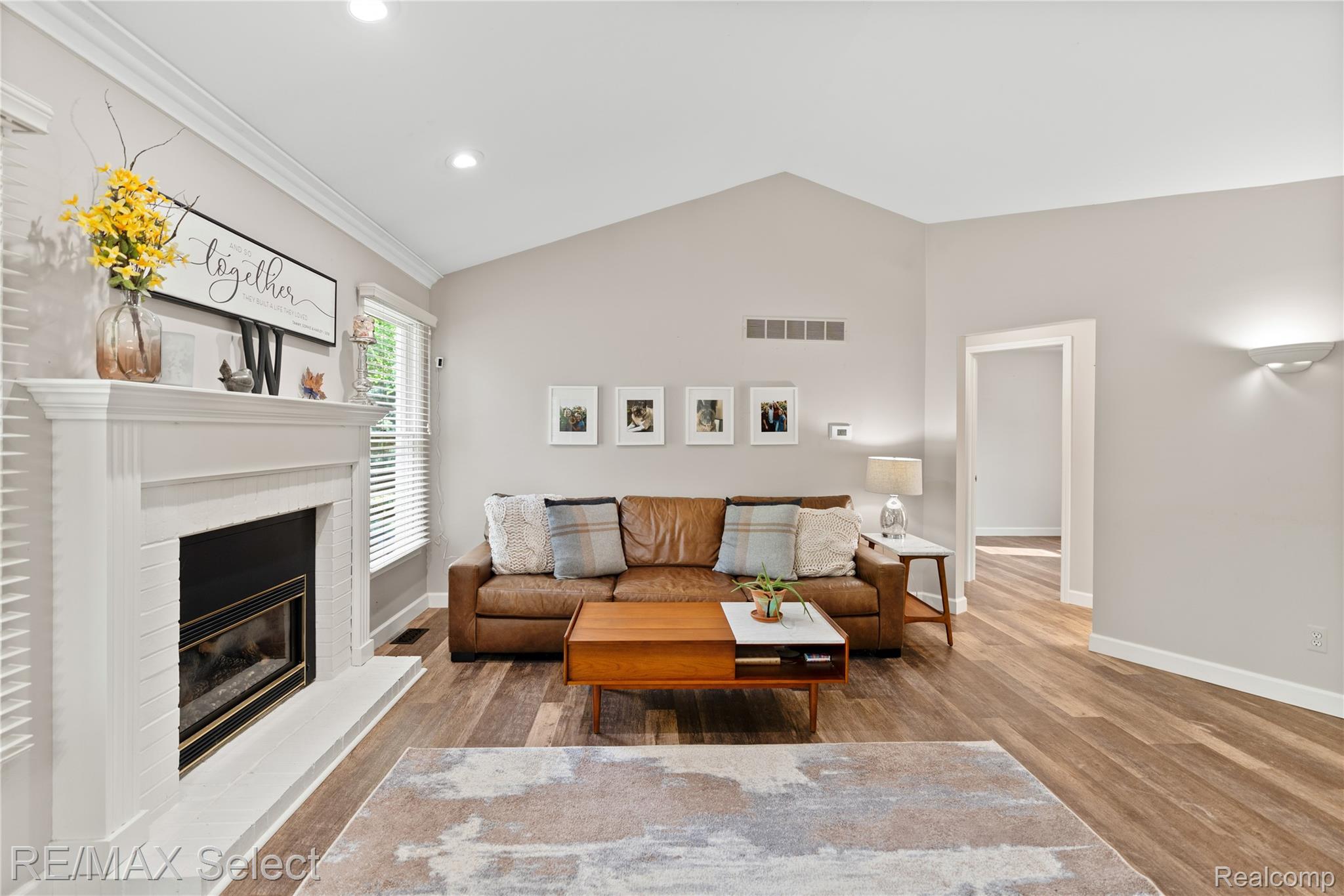 8052 Rose Lane