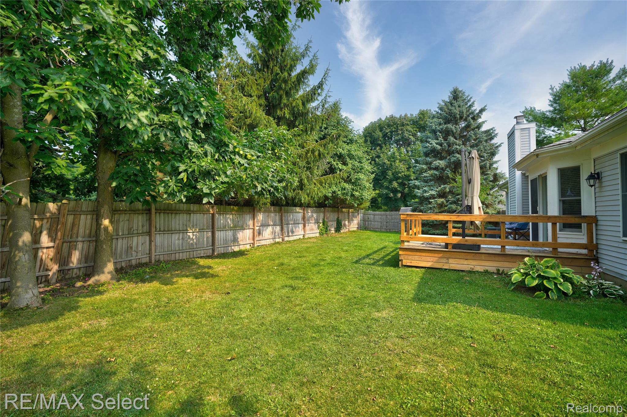 8052 Rose Lane