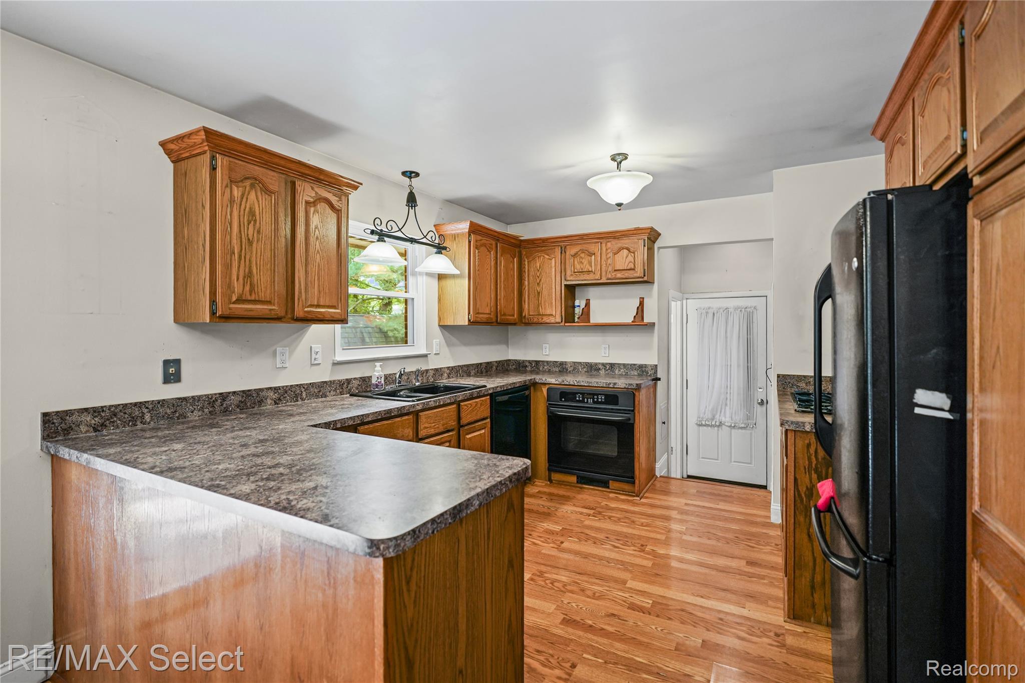 14521 Appletree Lane