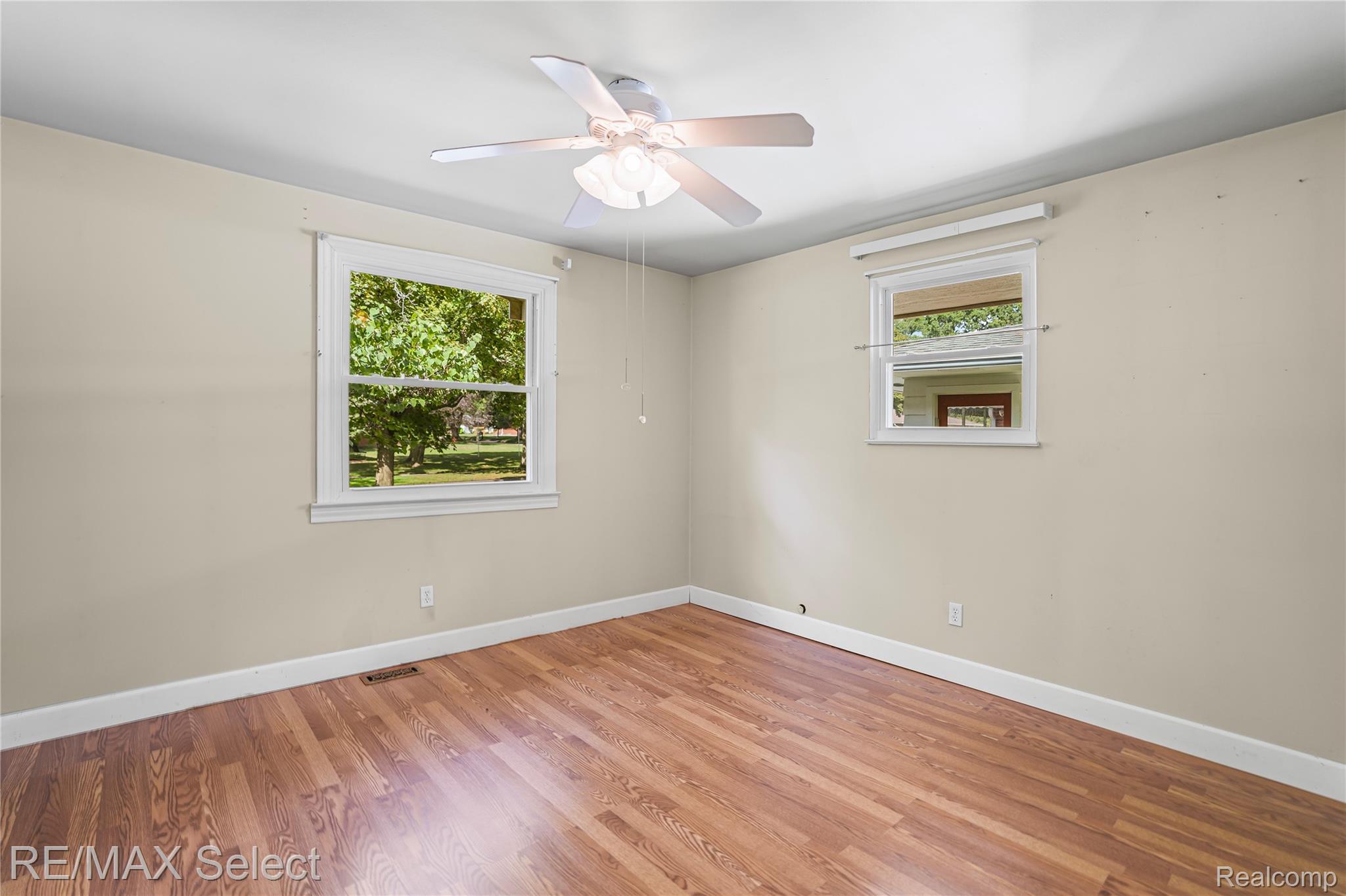 14521 Appletree Lane