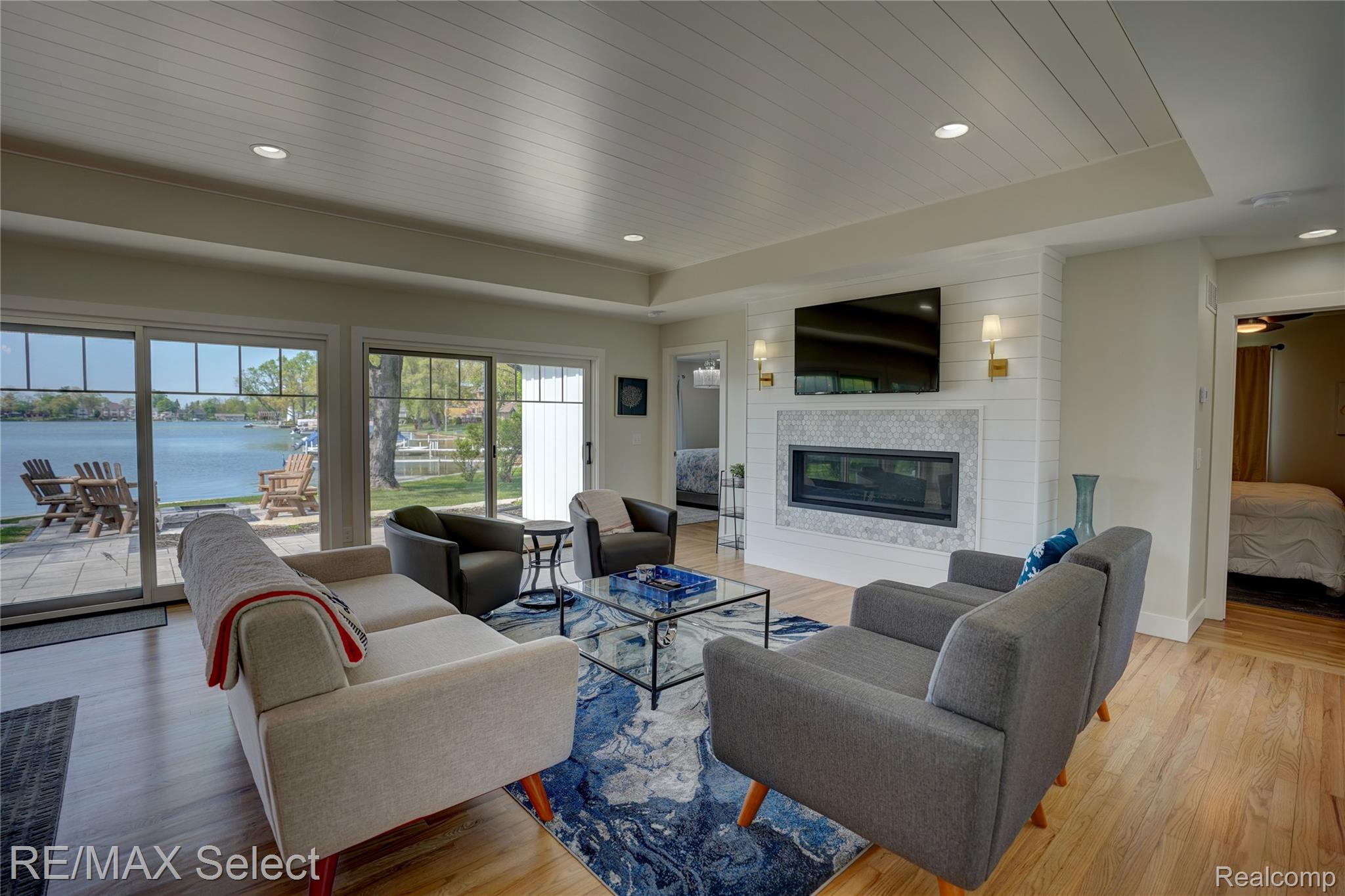 14240 MOFFETT Drive