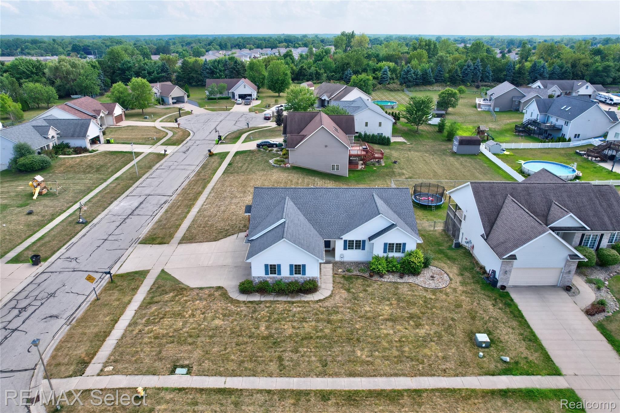 7191 Parkridge Parkway