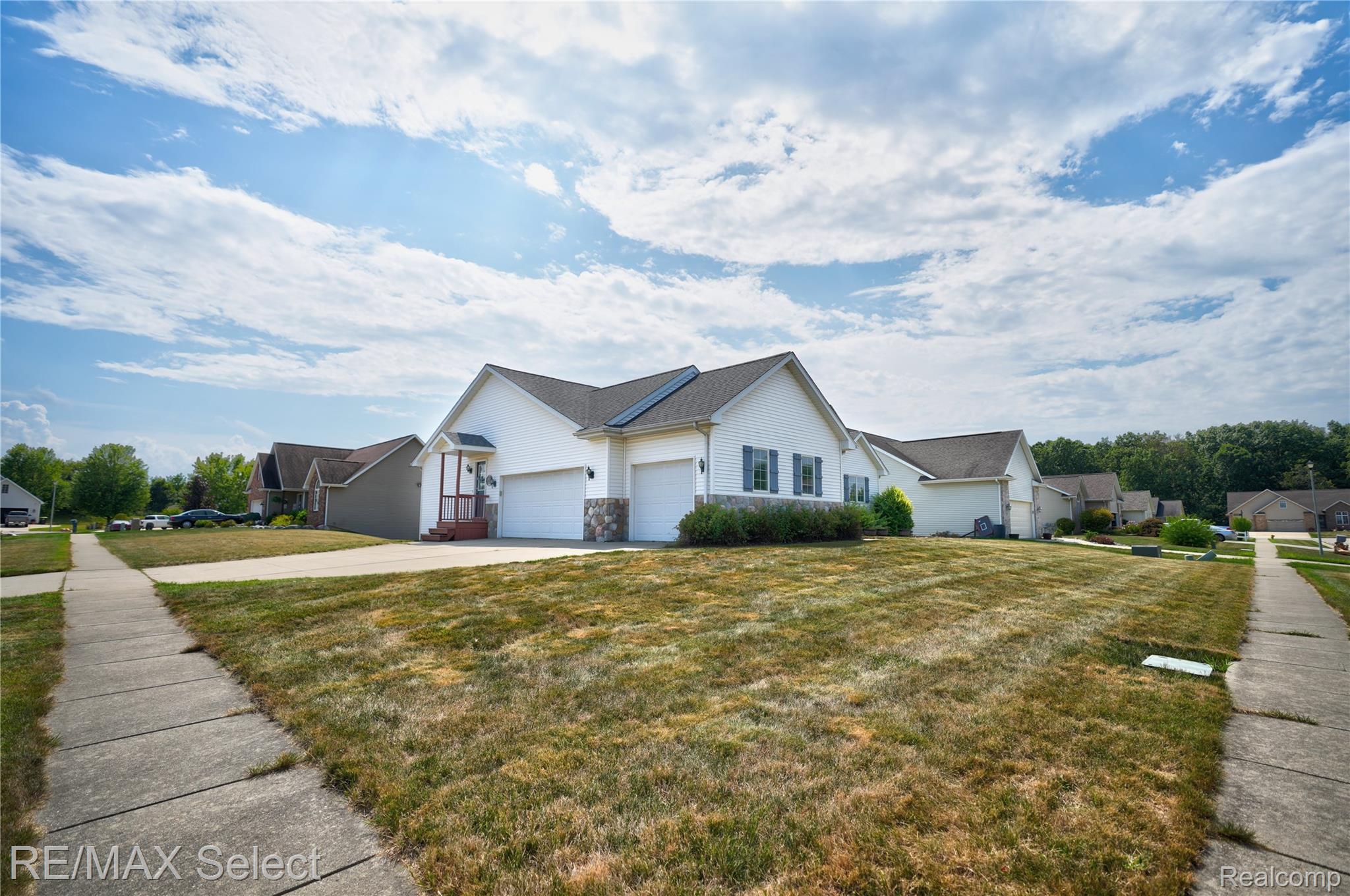 7191 Parkridge Parkway
