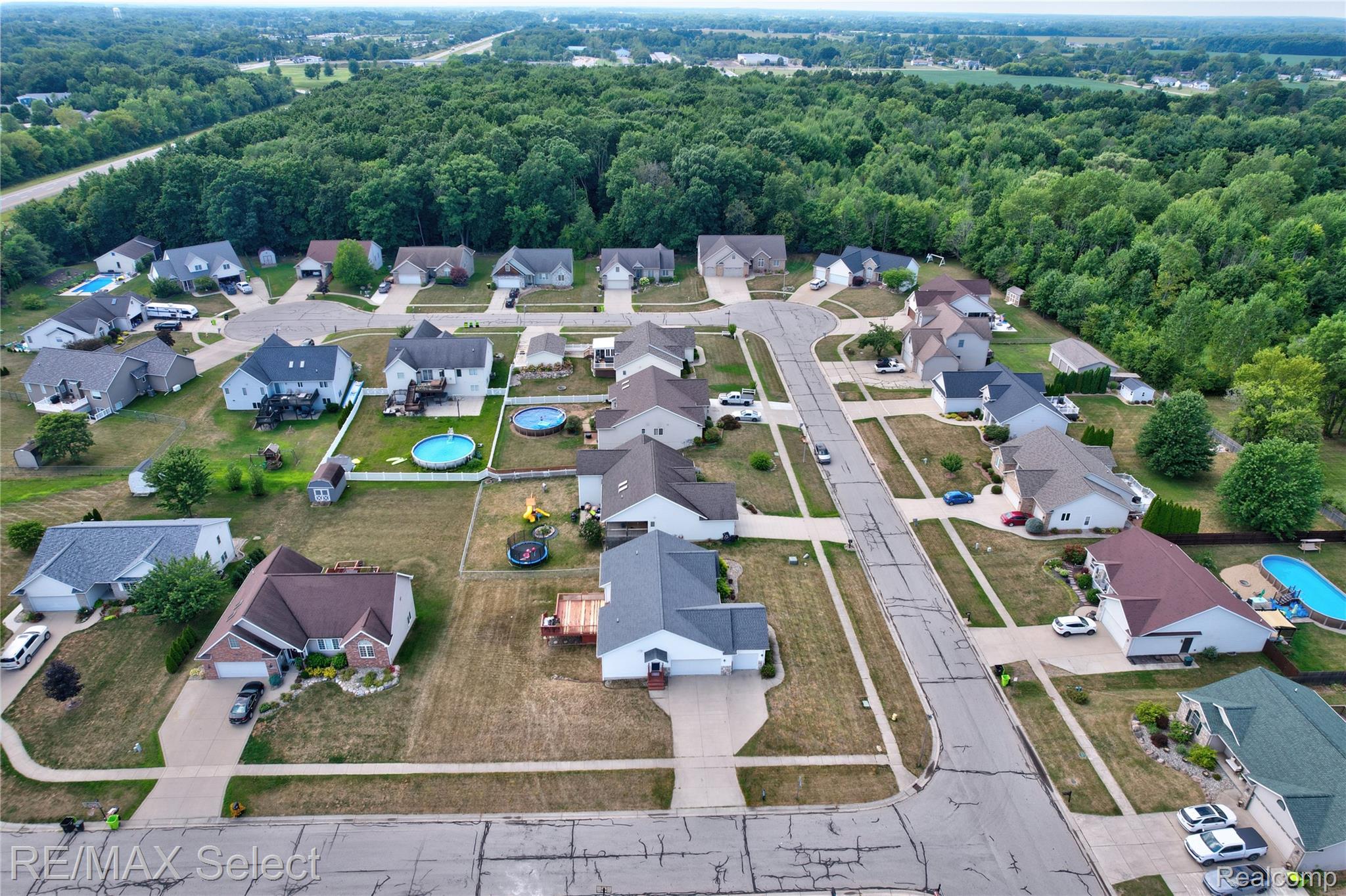 7191 Parkridge Parkway