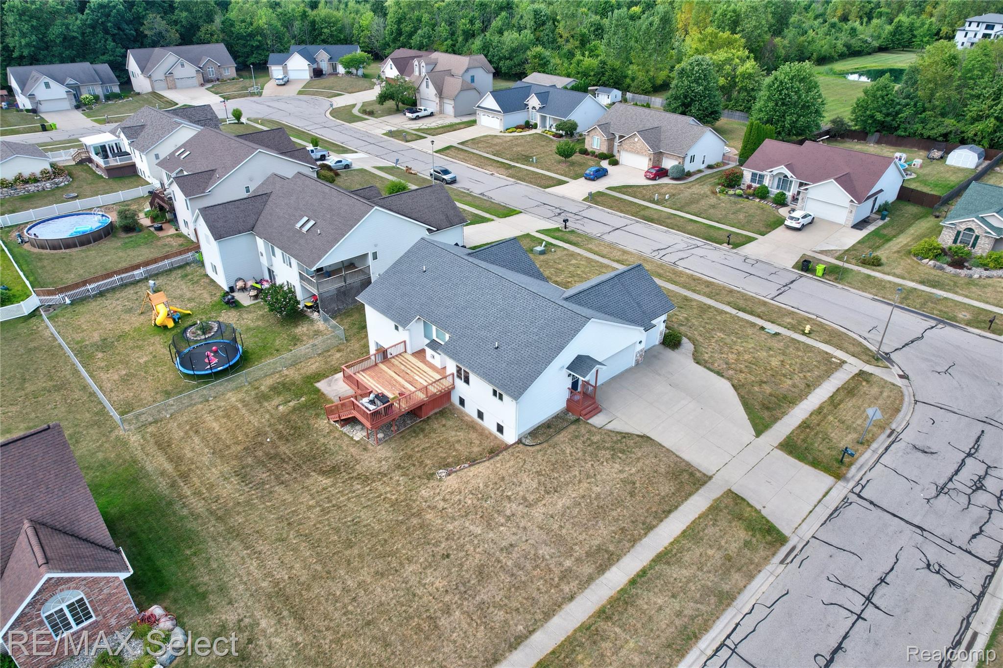 7191 Parkridge Parkway