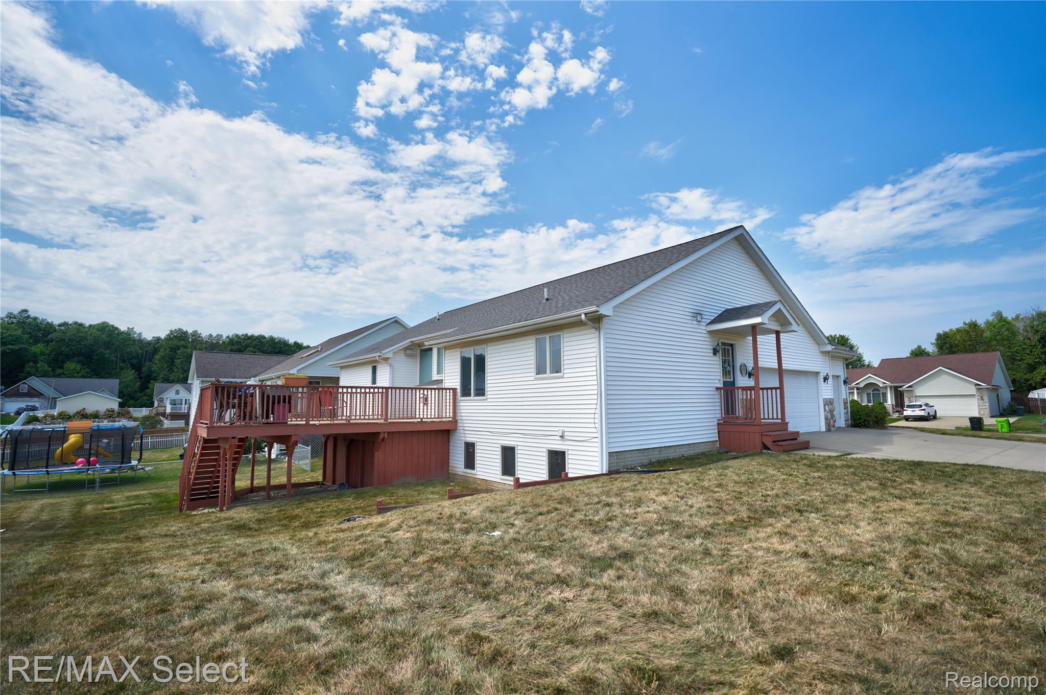 7191 Parkridge Parkway
