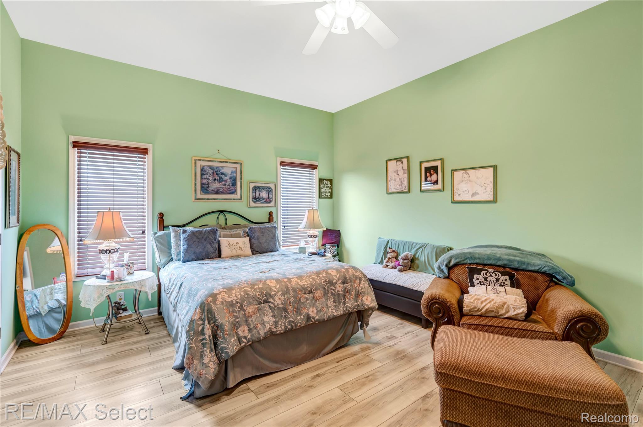 7191 Parkridge Parkway