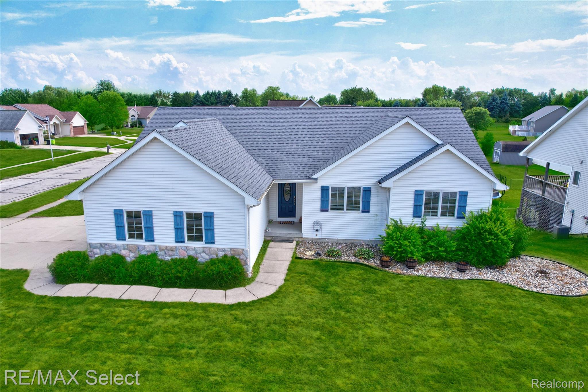 7191 Parkridge Parkway