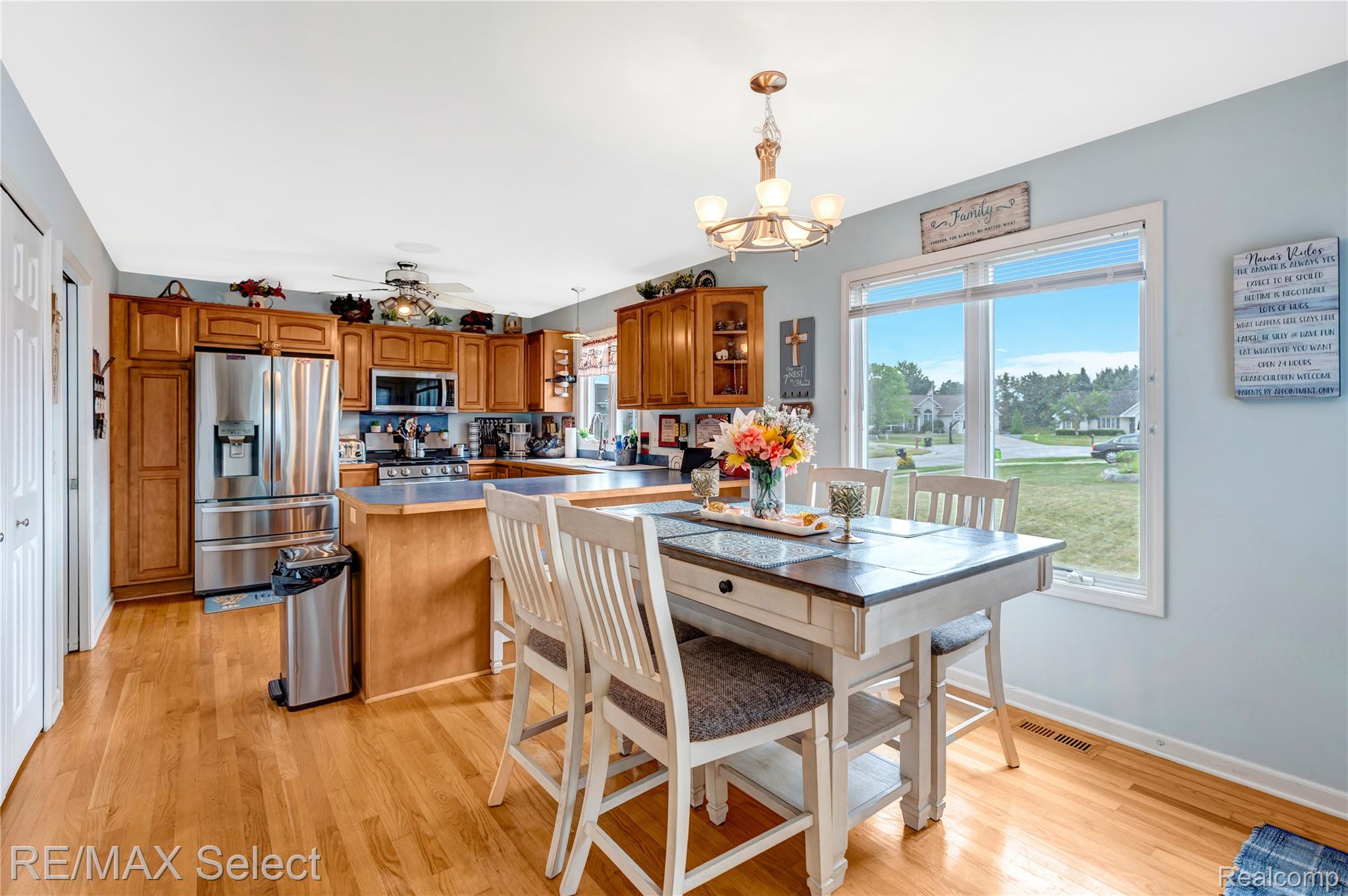 7191 Parkridge Parkway