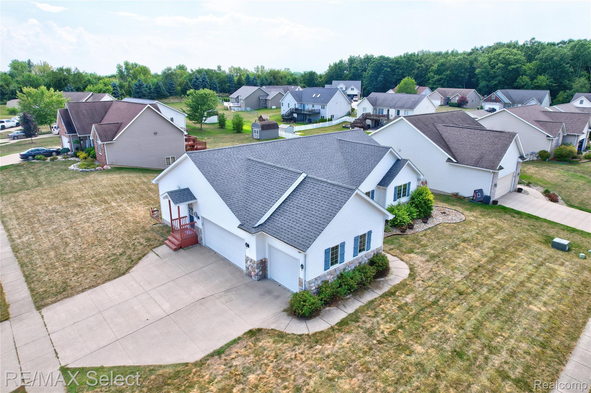 7191 Parkridge Parkway
